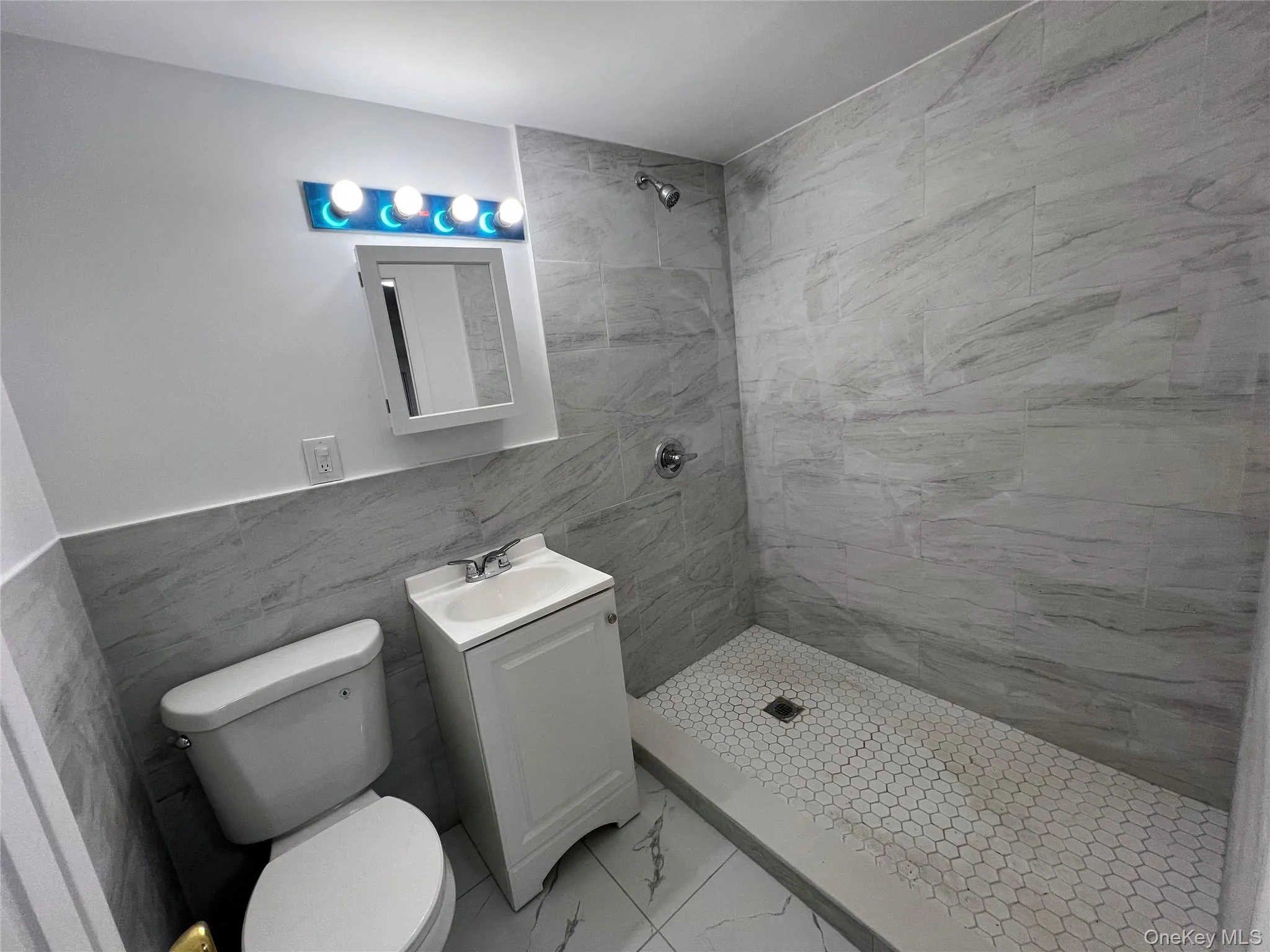 78 Bayville Avenue, Oyster Bay, NY, 1 Bedroom Bedrooms, 4 Rooms Rooms,1 BathroomBathrooms,Residential Lease,For Rent,Bayville,0,1013729 78 Bayville Avenue, Oyster Bay, NY, 1 Bedroom Bedrooms, 4 Rooms Rooms,1 BathroomBathrooms,Residential Lease,For Rent,Bayville,0,1013729