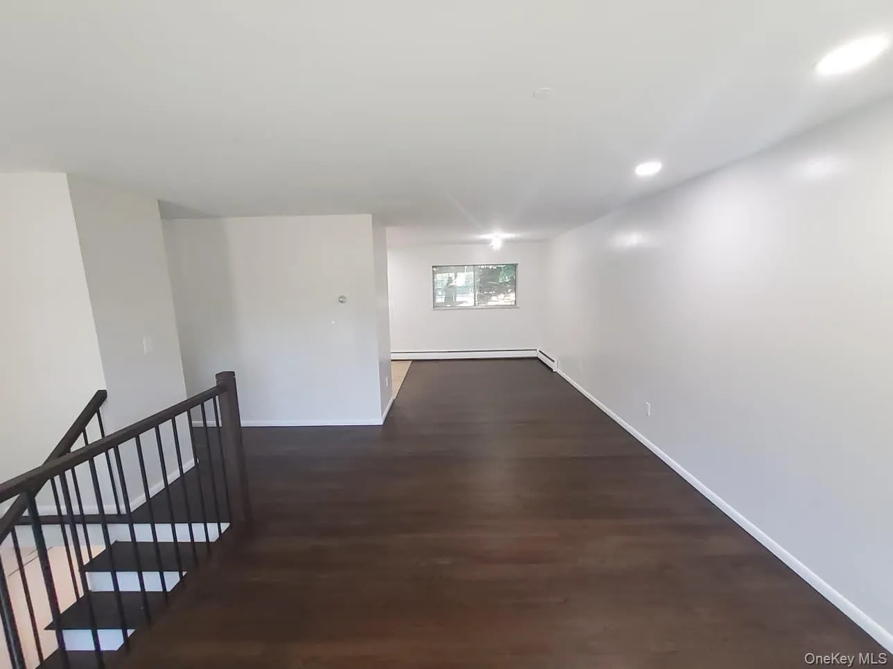 17 Hickory Street, Woodbury, NY, 4 Bedrooms Bedrooms, 8 Rooms Rooms,1 BathroomBathrooms,Residential Lease,For Rent,Hickory,0,1013731 17 Hickory Street, Woodbury, NY, 4 Bedrooms Bedrooms, 8 Rooms Rooms,1 BathroomBathrooms,Residential Lease,For Rent,Hickory,0,1013731