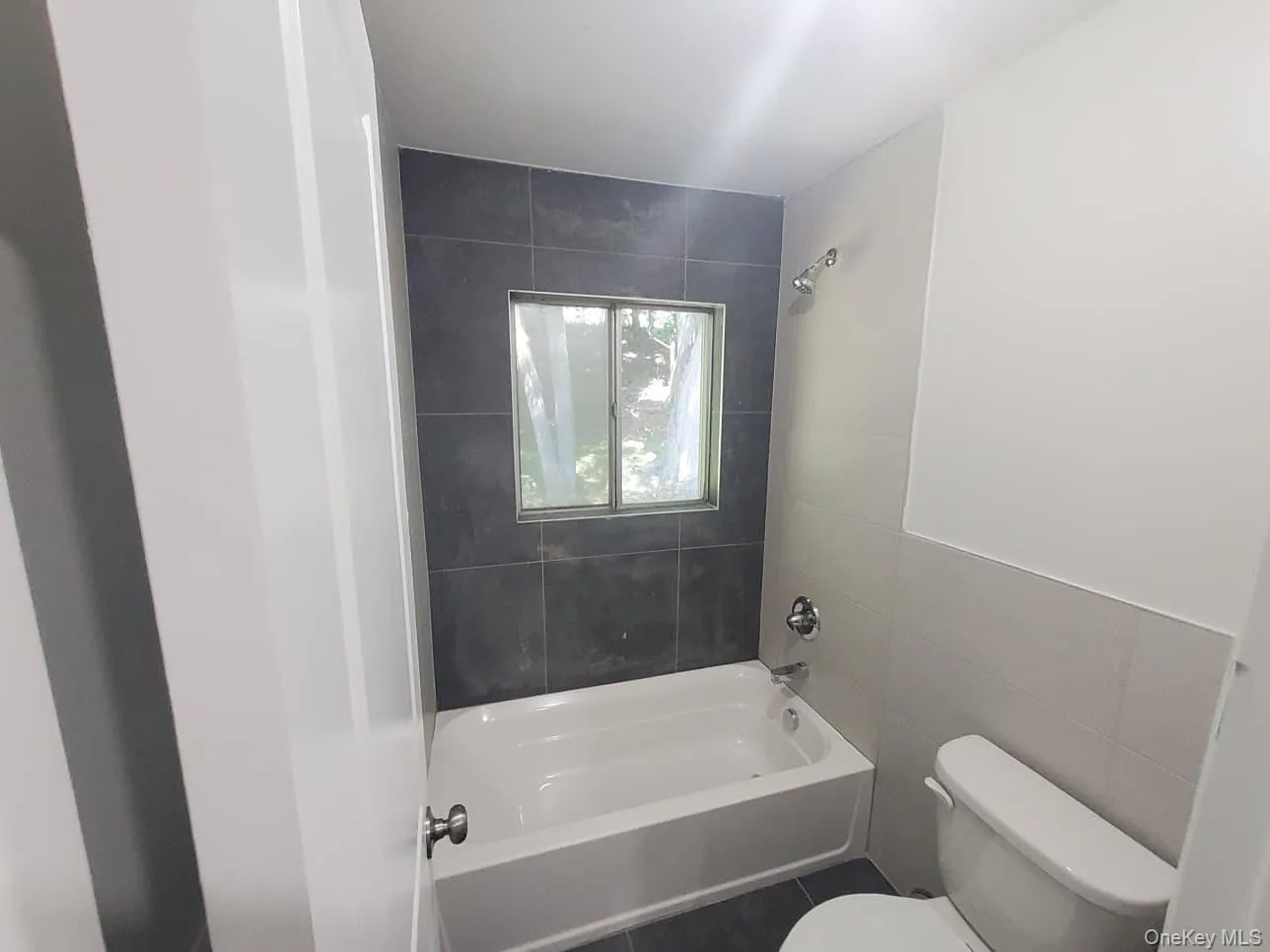 17 Hickory Street, Woodbury, NY, 4 Bedrooms Bedrooms, 8 Rooms Rooms,1 BathroomBathrooms,Residential Lease,For Rent,Hickory,0,1013731 17 Hickory Street, Woodbury, NY, 4 Bedrooms Bedrooms, 8 Rooms Rooms,1 BathroomBathrooms,Residential Lease,For Rent,Hickory,0,1013731