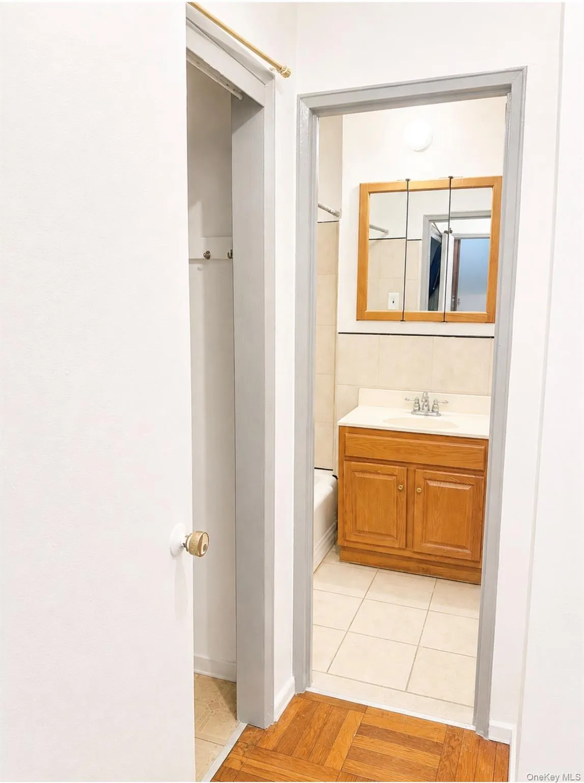 814 Tilden Street, New York, NY, 3 Rooms Rooms,1 BathroomBathrooms,Residential,For Rent,Tilden,0,1013734 814 Tilden Street, New York, NY, 3 Rooms Rooms,1 BathroomBathrooms,Residential,For Rent,Tilden,0,1013734