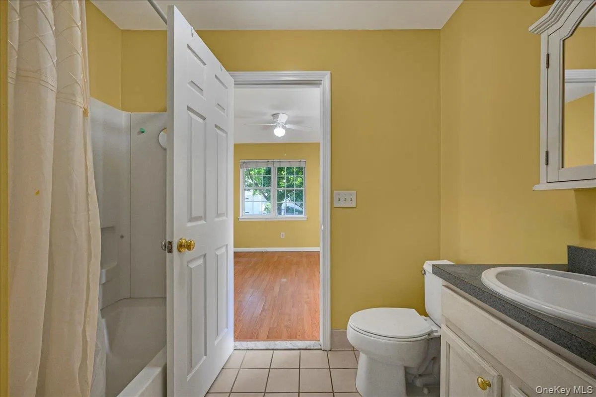 204 Mattituck Court, Huntington, NY, 2 Bedrooms Bedrooms, 4 Rooms Rooms,1 BathroomBathrooms,Residential,For Rent,Mattituck,0,1013735 204 Mattituck Court, Huntington, NY, 2 Bedrooms Bedrooms, 4 Rooms Rooms,1 BathroomBathrooms,Residential,For Rent,Mattituck,0,1013735