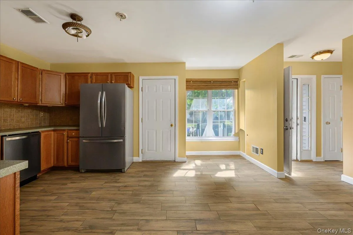 204 Mattituck Court, Huntington, NY, 2 Bedrooms Bedrooms, 4 Rooms Rooms,1 BathroomBathrooms,Residential,For Rent,Mattituck,0,1013735 204 Mattituck Court, Huntington, NY, 2 Bedrooms Bedrooms, 4 Rooms Rooms,1 BathroomBathrooms,Residential,For Rent,Mattituck,0,1013735