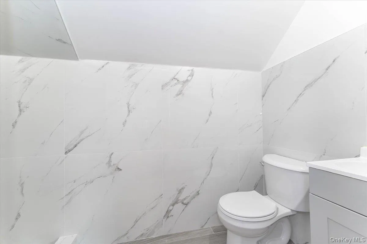 890 Carol Court, Hempstead, NY, 4 Bedrooms Bedrooms, 8 Rooms Rooms,3 BathroomsBathrooms,Residential,For Rent,Carol,0,1013740 890 Carol Court, Hempstead, NY, 4 Bedrooms Bedrooms, 8 Rooms Rooms,3 BathroomsBathrooms,Residential,For Rent,Carol,0,1013740