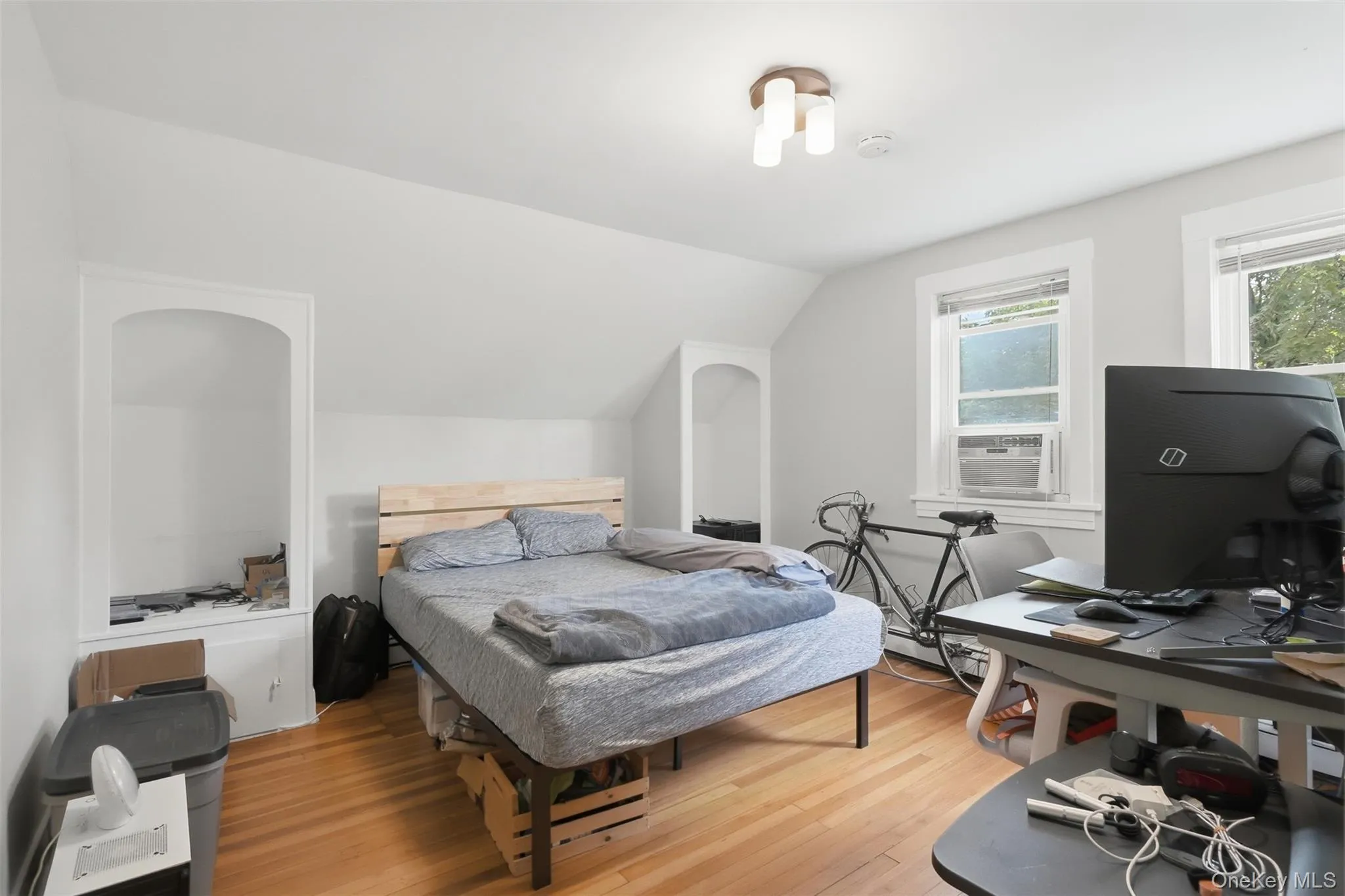 60 Center Street, Beacon, NY, 2 Bedrooms Bedrooms, 5 Rooms Rooms,1 BathroomBathrooms,Residential Lease,For Rent,Center,0,KEY1013742 60 Center Street, Beacon, NY, 2 Bedrooms Bedrooms, 5 Rooms Rooms,1 BathroomBathrooms,Residential Lease,For Rent,Center,0,KEY1013742
