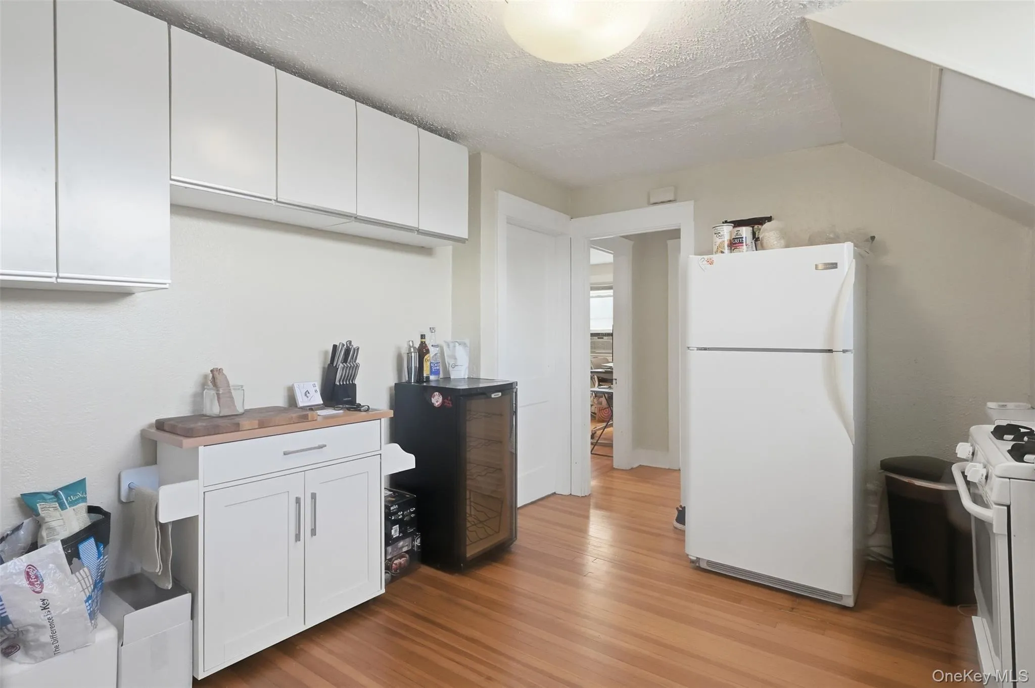 60 Center Street, Beacon, NY, 2 Bedrooms Bedrooms, 5 Rooms Rooms,1 BathroomBathrooms,Residential Lease,For Rent,Center,0,KEY1013742 60 Center Street, Beacon, NY, 2 Bedrooms Bedrooms, 5 Rooms Rooms,1 BathroomBathrooms,Residential Lease,For Rent,Center,0,KEY1013742