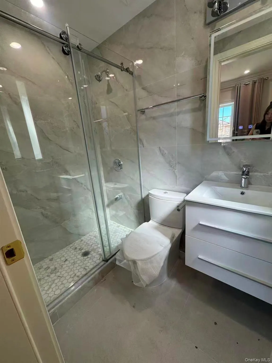 232-15 67th Avenue, New York, NY, 2 Bedrooms Bedrooms, 5 Rooms Rooms,2 BathroomsBathrooms,Residential Lease,For Rent,67th,0,1013743 232-15 67th Avenue, New York, NY, 2 Bedrooms Bedrooms, 5 Rooms Rooms,2 BathroomsBathrooms,Residential Lease,For Rent,67th,0,1013743