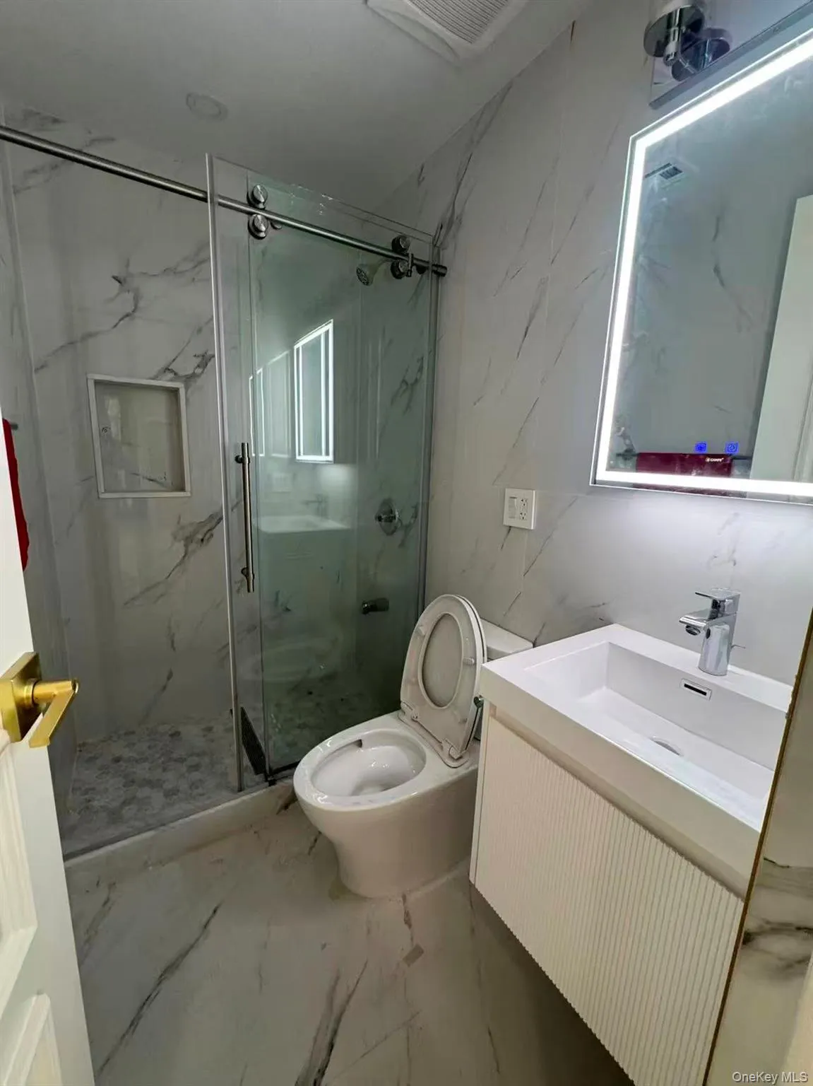 232-15 67th Avenue, New York, NY, 2 Bedrooms Bedrooms, 5 Rooms Rooms,2 BathroomsBathrooms,Residential Lease,For Rent,67th,0,1013743 232-15 67th Avenue, New York, NY, 2 Bedrooms Bedrooms, 5 Rooms Rooms,2 BathroomsBathrooms,Residential Lease,For Rent,67th,0,1013743
