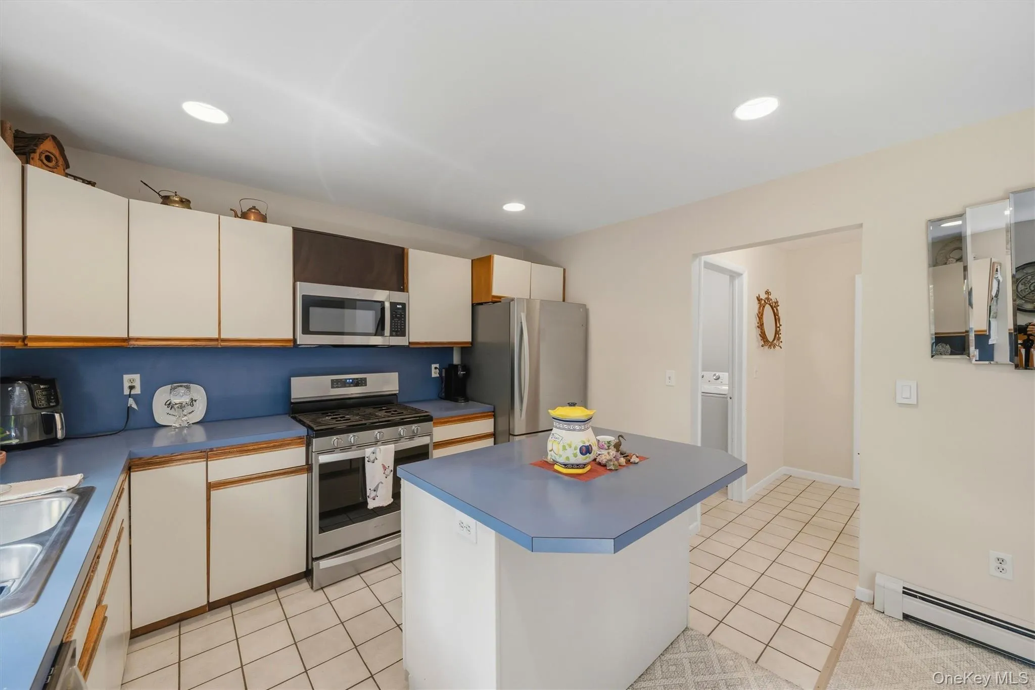842 Route 284, Minisink, NY, 3 Bedrooms Bedrooms, 8 Rooms Rooms,2 BathroomsBathrooms,Residential,For Rent,Route 284,0,1013744 842 Route 284, Minisink, NY, 3 Bedrooms Bedrooms, 8 Rooms Rooms,2 BathroomsBathrooms,Residential,For Rent,Route 284,0,1013744