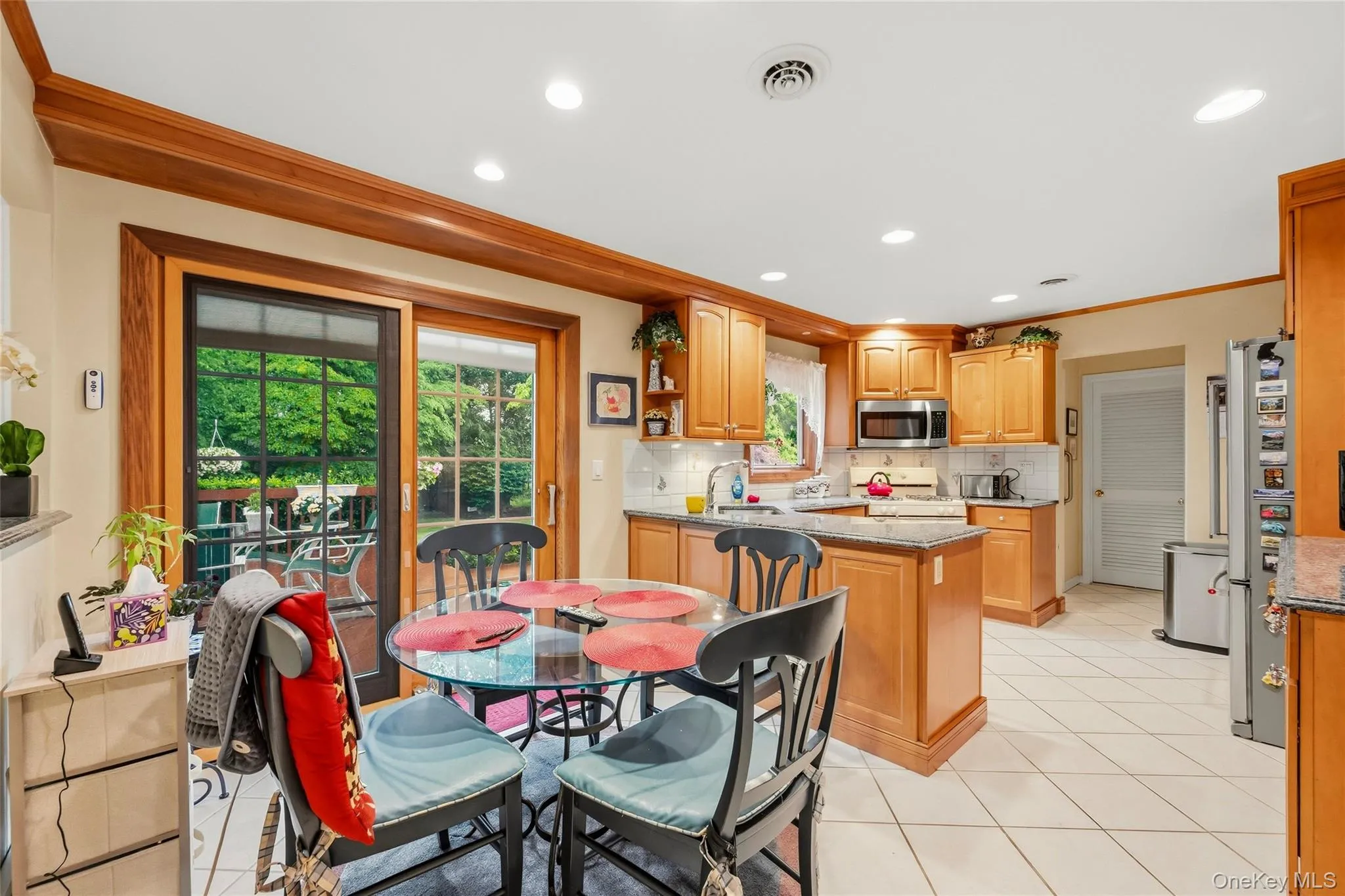 3 Cragmere Oval, Clarkstown, NY, 4 Bedrooms Bedrooms, 8 Rooms Rooms,2 BathroomsBathrooms,Residential,For Rent,Cragmere,0,1013745 3 Cragmere Oval, Clarkstown, NY, 4 Bedrooms Bedrooms, 8 Rooms Rooms,2 BathroomsBathrooms,Residential,For Rent,Cragmere,0,1013745