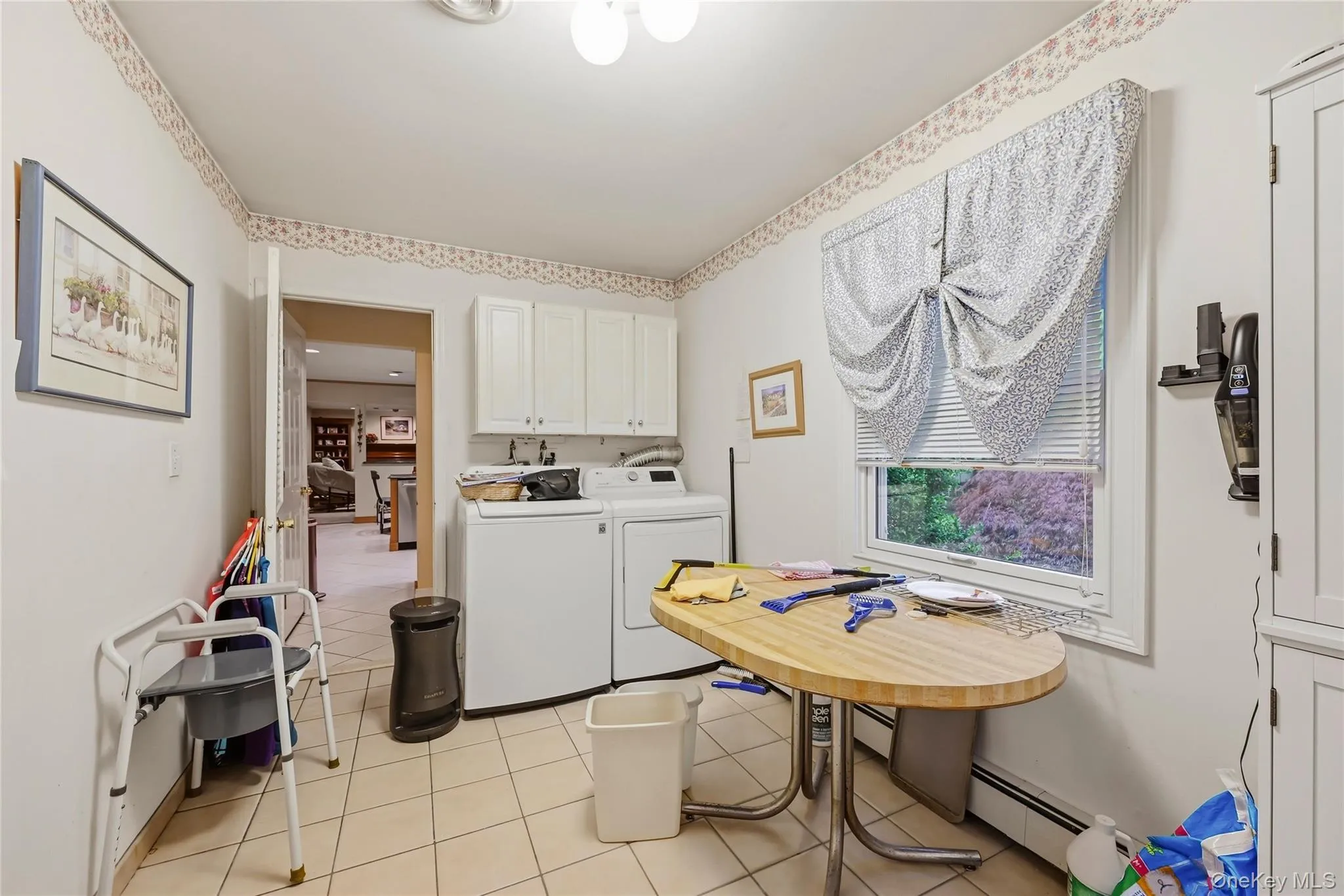 3 Cragmere Oval, Clarkstown, NY, 4 Bedrooms Bedrooms, 8 Rooms Rooms,2 BathroomsBathrooms,Residential,For Rent,Cragmere,0,1013745 3 Cragmere Oval, Clarkstown, NY, 4 Bedrooms Bedrooms, 8 Rooms Rooms,2 BathroomsBathrooms,Residential,For Rent,Cragmere,0,1013745