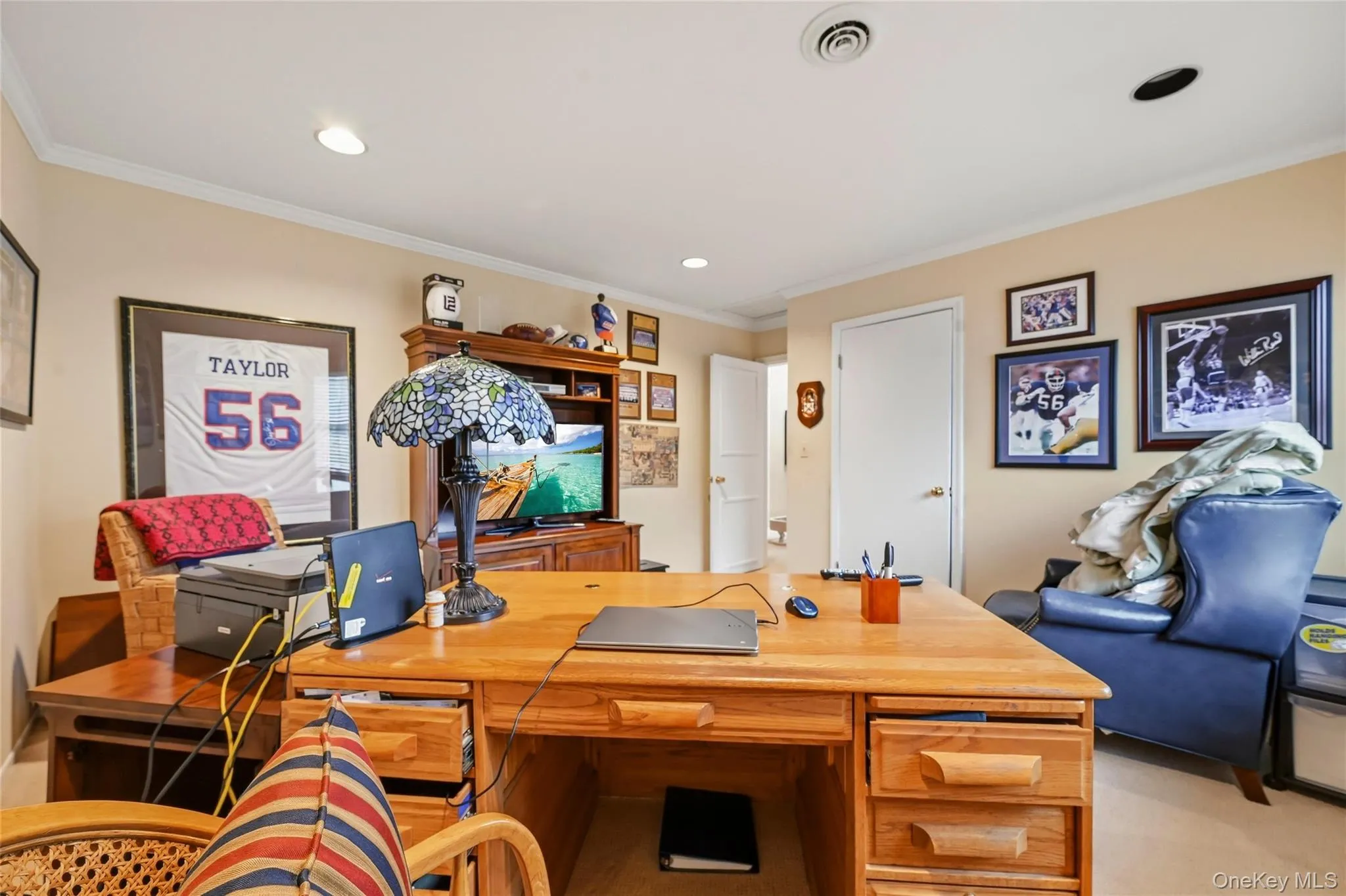 3 Cragmere Oval, Clarkstown, NY, 4 Bedrooms Bedrooms, 8 Rooms Rooms,2 BathroomsBathrooms,Residential,For Rent,Cragmere,0,1013745 3 Cragmere Oval, Clarkstown, NY, 4 Bedrooms Bedrooms, 8 Rooms Rooms,2 BathroomsBathrooms,Residential,For Rent,Cragmere,0,1013745