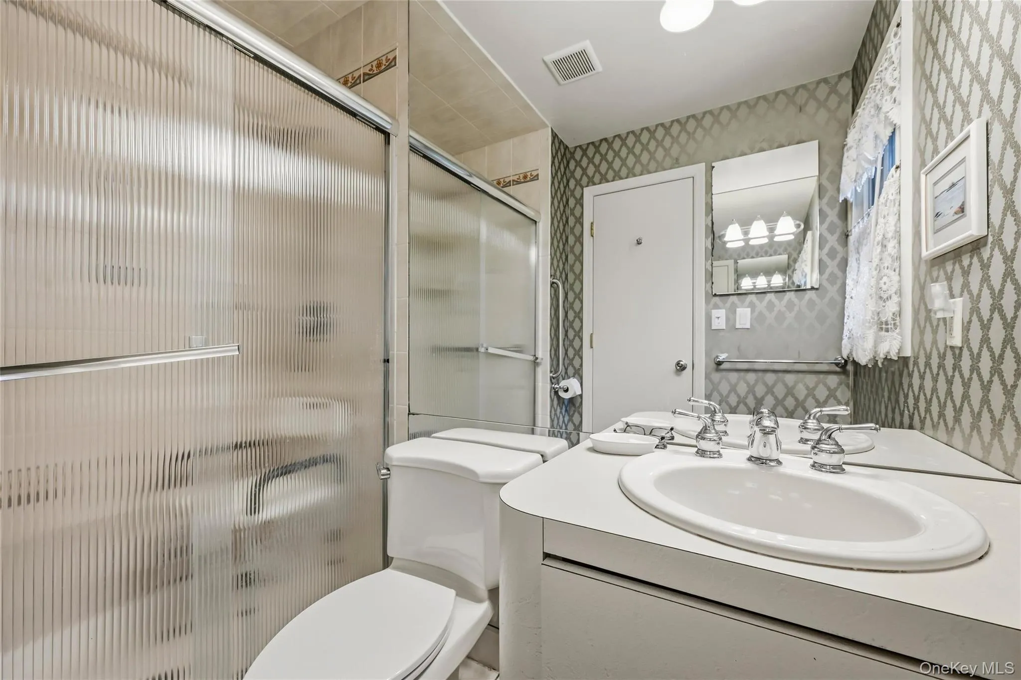 3 Cragmere Oval, Clarkstown, NY, 4 Bedrooms Bedrooms, 8 Rooms Rooms,2 BathroomsBathrooms,Residential,For Rent,Cragmere,0,1013745 3 Cragmere Oval, Clarkstown, NY, 4 Bedrooms Bedrooms, 8 Rooms Rooms,2 BathroomsBathrooms,Residential,For Rent,Cragmere,0,1013745