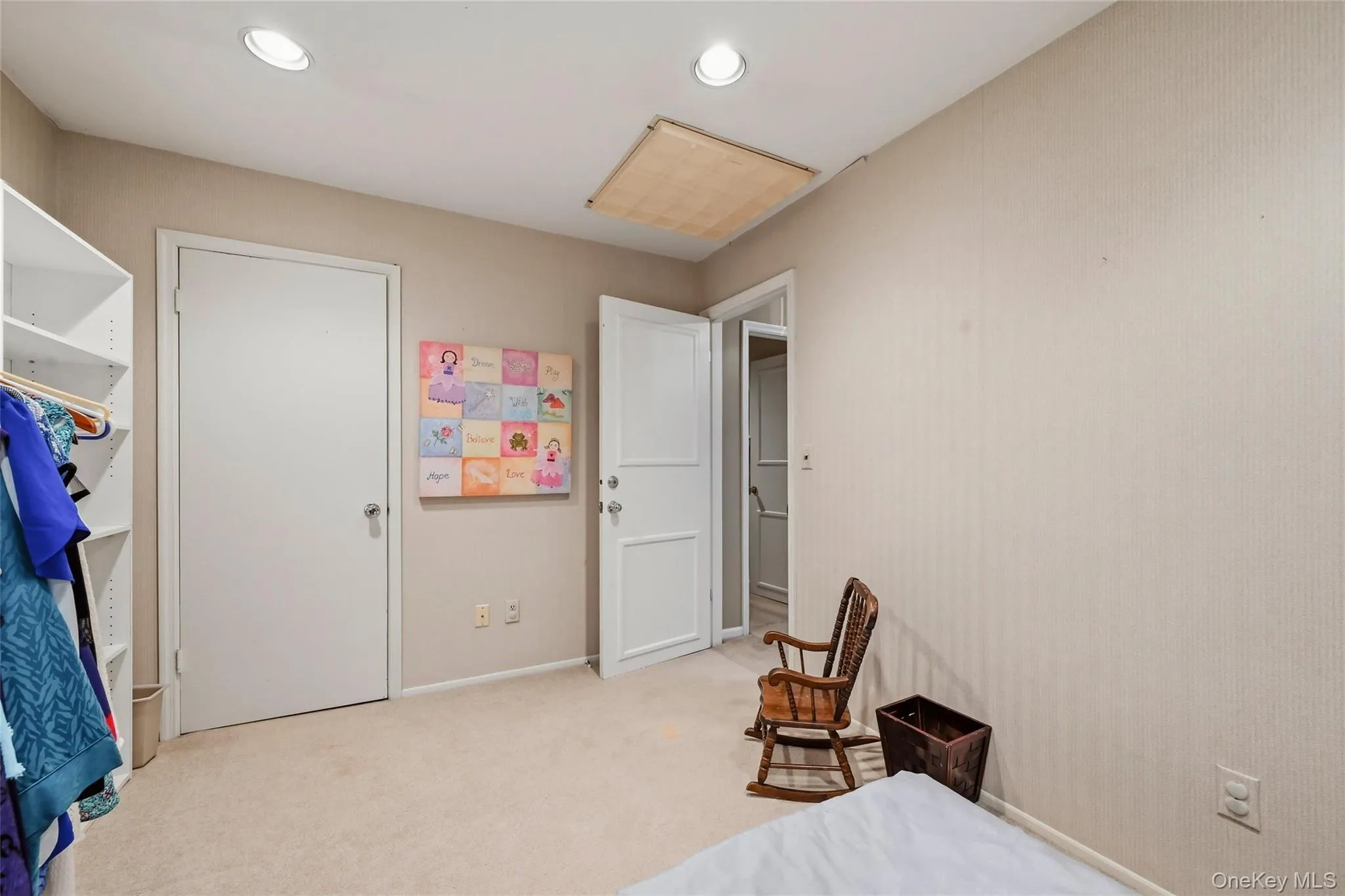 3 Cragmere Oval, Clarkstown, NY, 4 Bedrooms Bedrooms, 8 Rooms Rooms,2 BathroomsBathrooms,Residential,For Rent,Cragmere,0,1013745 3 Cragmere Oval, Clarkstown, NY, 4 Bedrooms Bedrooms, 8 Rooms Rooms,2 BathroomsBathrooms,Residential,For Rent,Cragmere,0,1013745