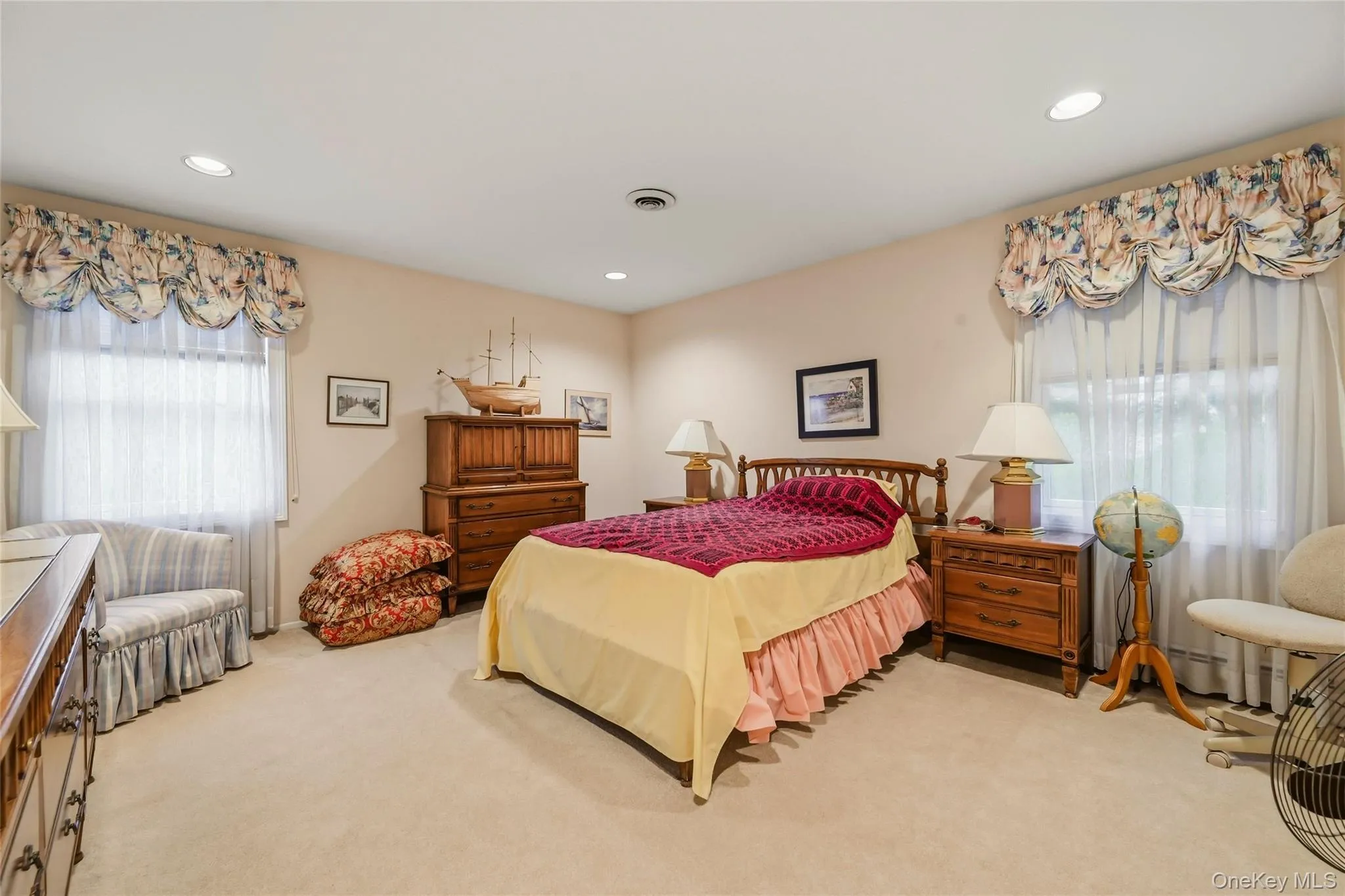3 Cragmere Oval, Clarkstown, NY, 4 Bedrooms Bedrooms, 8 Rooms Rooms,2 BathroomsBathrooms,Residential,For Rent,Cragmere,0,1013745 3 Cragmere Oval, Clarkstown, NY, 4 Bedrooms Bedrooms, 8 Rooms Rooms,2 BathroomsBathrooms,Residential,For Rent,Cragmere,0,1013745