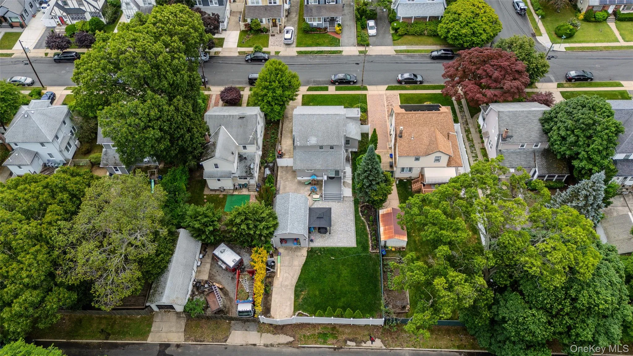 1996 Oakmere Drive, Hempstead, NY, 4 Bedrooms Bedrooms, 8 Rooms Rooms,3 BathroomsBathrooms,Residential,For Rent,Oakmere,0,1013747 1996 Oakmere Drive, Hempstead, NY, 4 Bedrooms Bedrooms, 8 Rooms Rooms,3 BathroomsBathrooms,Residential,For Rent,Oakmere,0,1013747