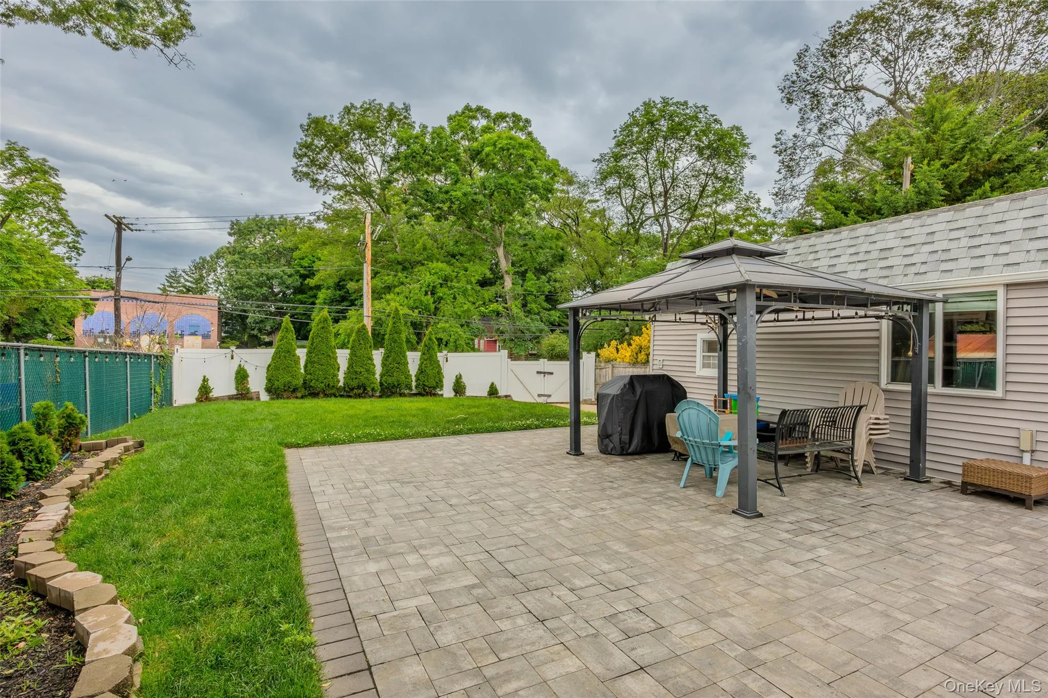 1996 Oakmere Drive, Hempstead, NY, 4 Bedrooms Bedrooms, 8 Rooms Rooms,3 BathroomsBathrooms,Residential,For Rent,Oakmere,0,1013747 1996 Oakmere Drive, Hempstead, NY, 4 Bedrooms Bedrooms, 8 Rooms Rooms,3 BathroomsBathrooms,Residential,For Rent,Oakmere,0,1013747