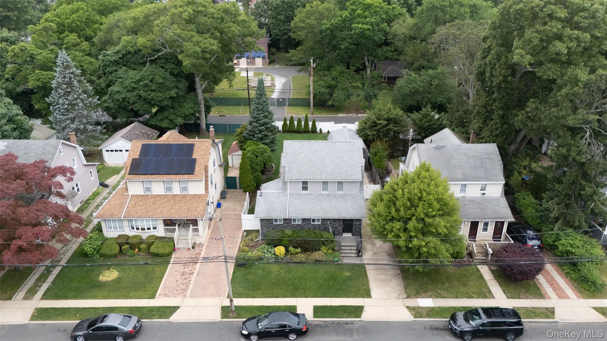 1996 Oakmere Drive, Hempstead, NY, 4 Bedrooms Bedrooms, 8 Rooms Rooms,3 BathroomsBathrooms,Residential,For Rent,Oakmere,0,1013747 1996 Oakmere Drive, Hempstead, NY, 4 Bedrooms Bedrooms, 8 Rooms Rooms,3 BathroomsBathrooms,Residential,For Rent,Oakmere,0,1013747