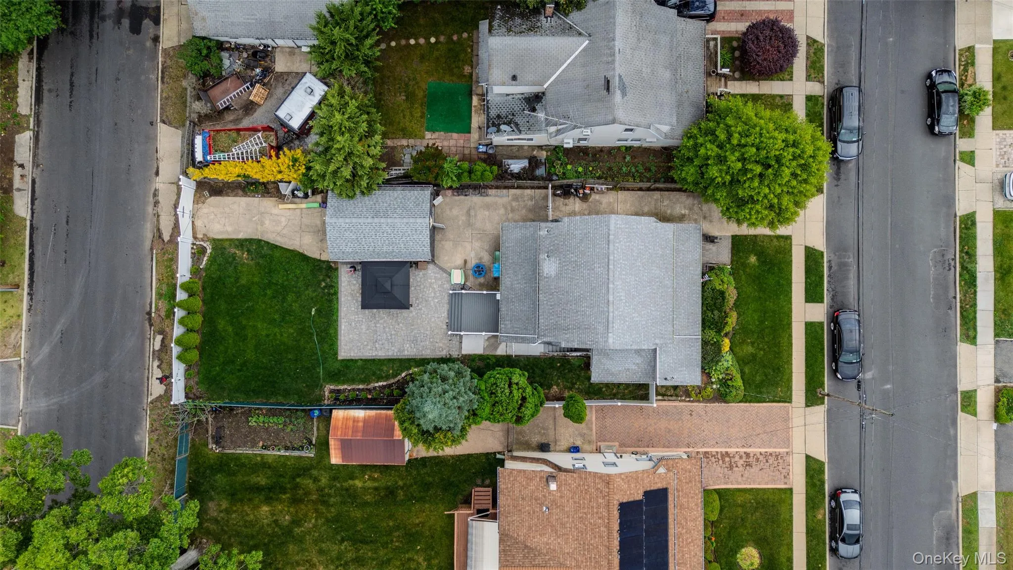 1996 Oakmere Drive, Hempstead, NY, 4 Bedrooms Bedrooms, 8 Rooms Rooms,3 BathroomsBathrooms,Residential,For Rent,Oakmere,0,1013747 1996 Oakmere Drive, Hempstead, NY, 4 Bedrooms Bedrooms, 8 Rooms Rooms,3 BathroomsBathrooms,Residential,For Rent,Oakmere,0,1013747