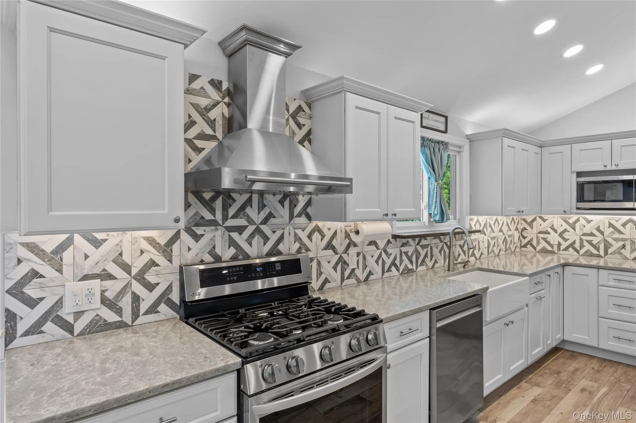 1996 Oakmere Drive, Hempstead, NY, 4 Bedrooms Bedrooms, 8 Rooms Rooms,3 BathroomsBathrooms,Residential,For Rent,Oakmere,0,1013747 1996 Oakmere Drive, Hempstead, NY, 4 Bedrooms Bedrooms, 8 Rooms Rooms,3 BathroomsBathrooms,Residential,For Rent,Oakmere,0,1013747