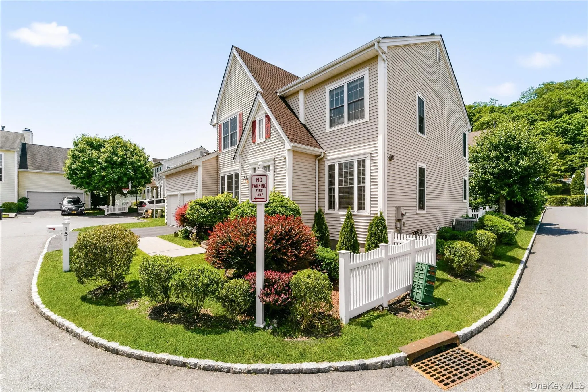 151 Classic Court, White Plains, NY, 4 Bedrooms Bedrooms, 8 Rooms Rooms,2 BathroomsBathrooms,Residential,For Rent,Classic,0,1013750 151 Classic Court, White Plains, NY, 4 Bedrooms Bedrooms, 8 Rooms Rooms,2 BathroomsBathrooms,Residential,For Rent,Classic,0,1013750