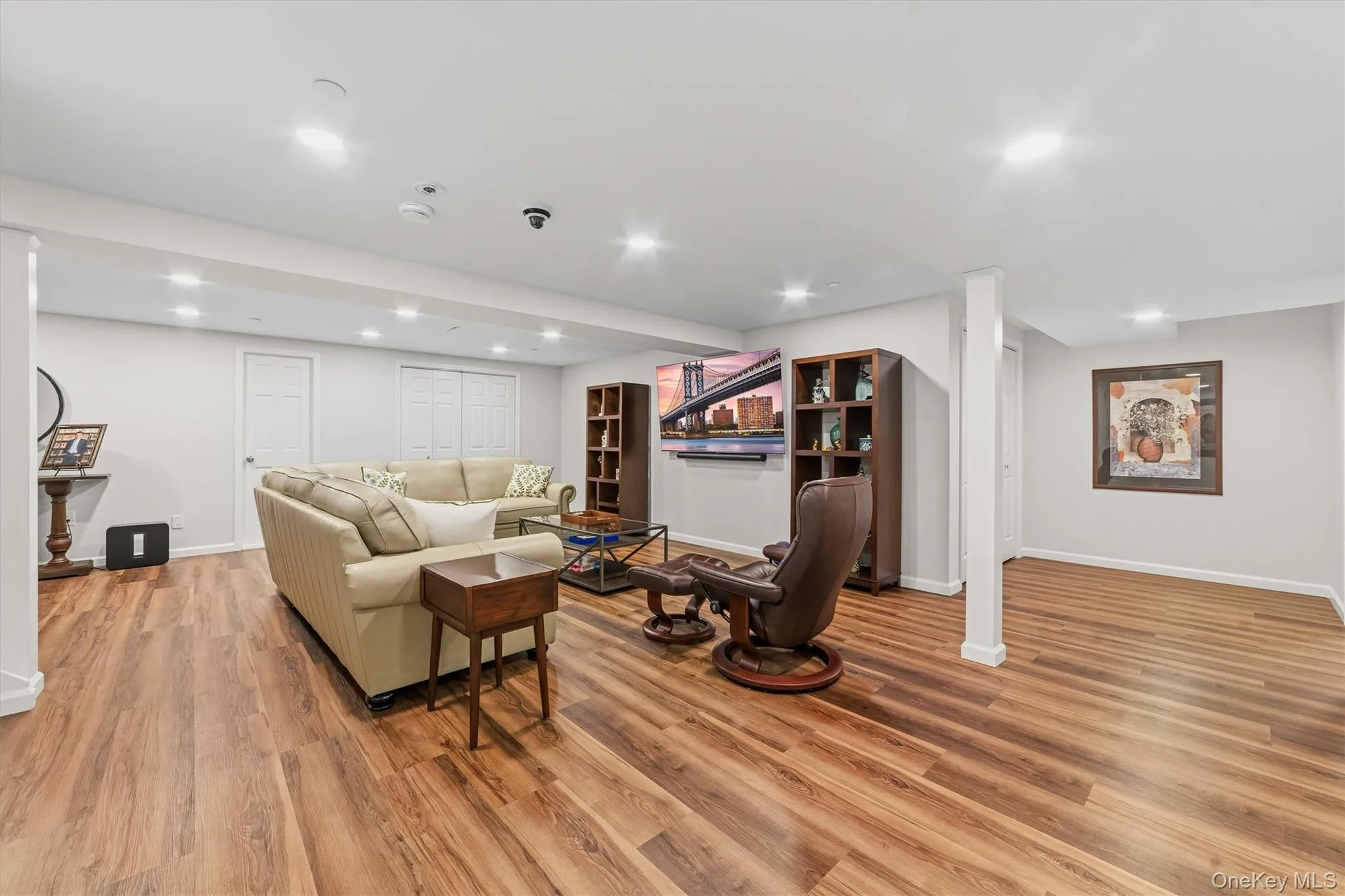 151 Classic Court, White Plains, NY, 4 Bedrooms Bedrooms, 8 Rooms Rooms,2 BathroomsBathrooms,Residential,For Rent,Classic,0,1013750 151 Classic Court, White Plains, NY, 4 Bedrooms Bedrooms, 8 Rooms Rooms,2 BathroomsBathrooms,Residential,For Rent,Classic,0,1013750