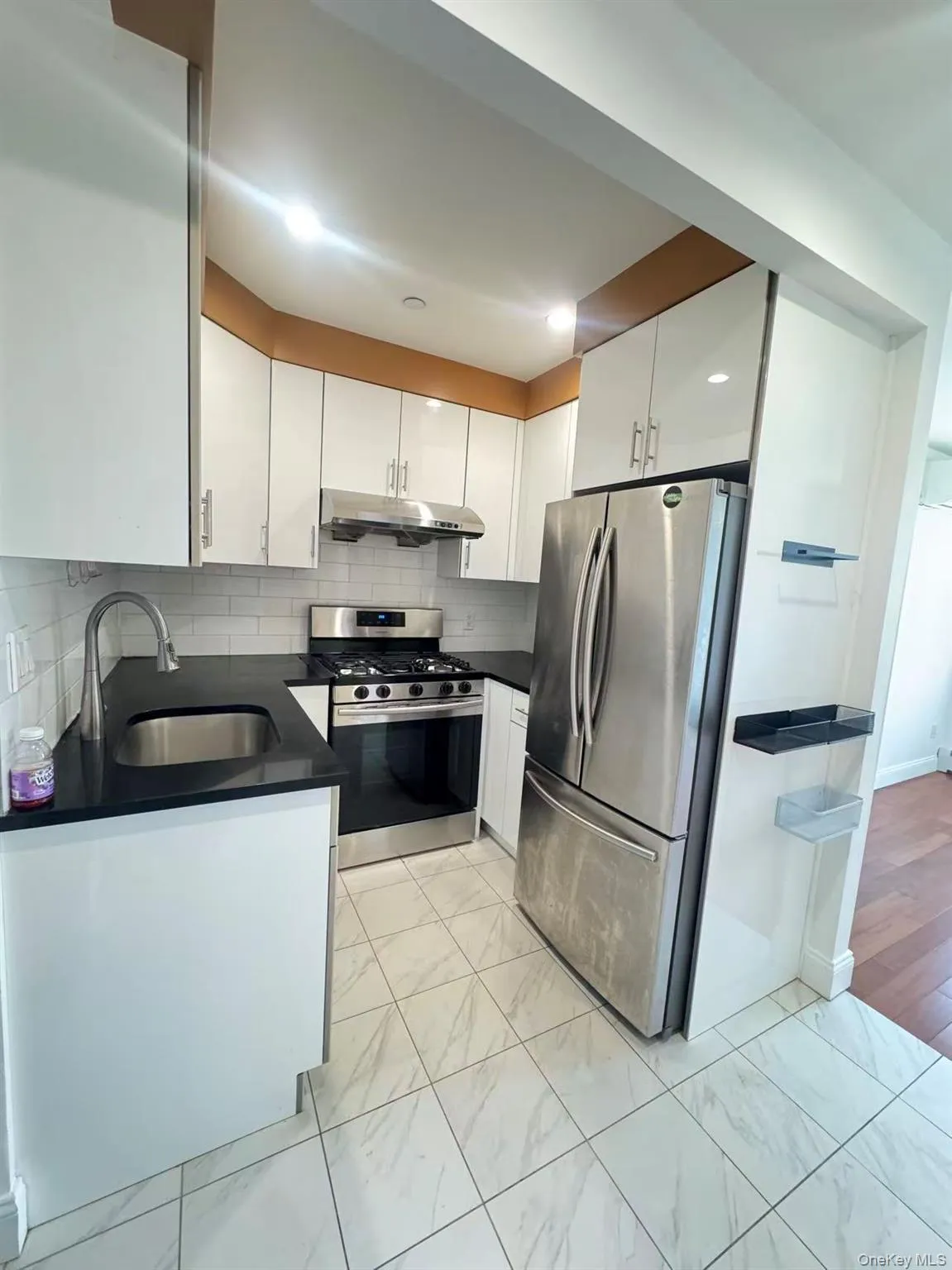 14456 Roosevelt Avenue, New York, NY, 2 Bedrooms Bedrooms, 4 Rooms Rooms,2 BathroomsBathrooms,Residential,For Rent,Roosevelt,0,1013752 14456 Roosevelt Avenue, New York, NY, 2 Bedrooms Bedrooms, 4 Rooms Rooms,2 BathroomsBathrooms,Residential,For Rent,Roosevelt,0,1013752