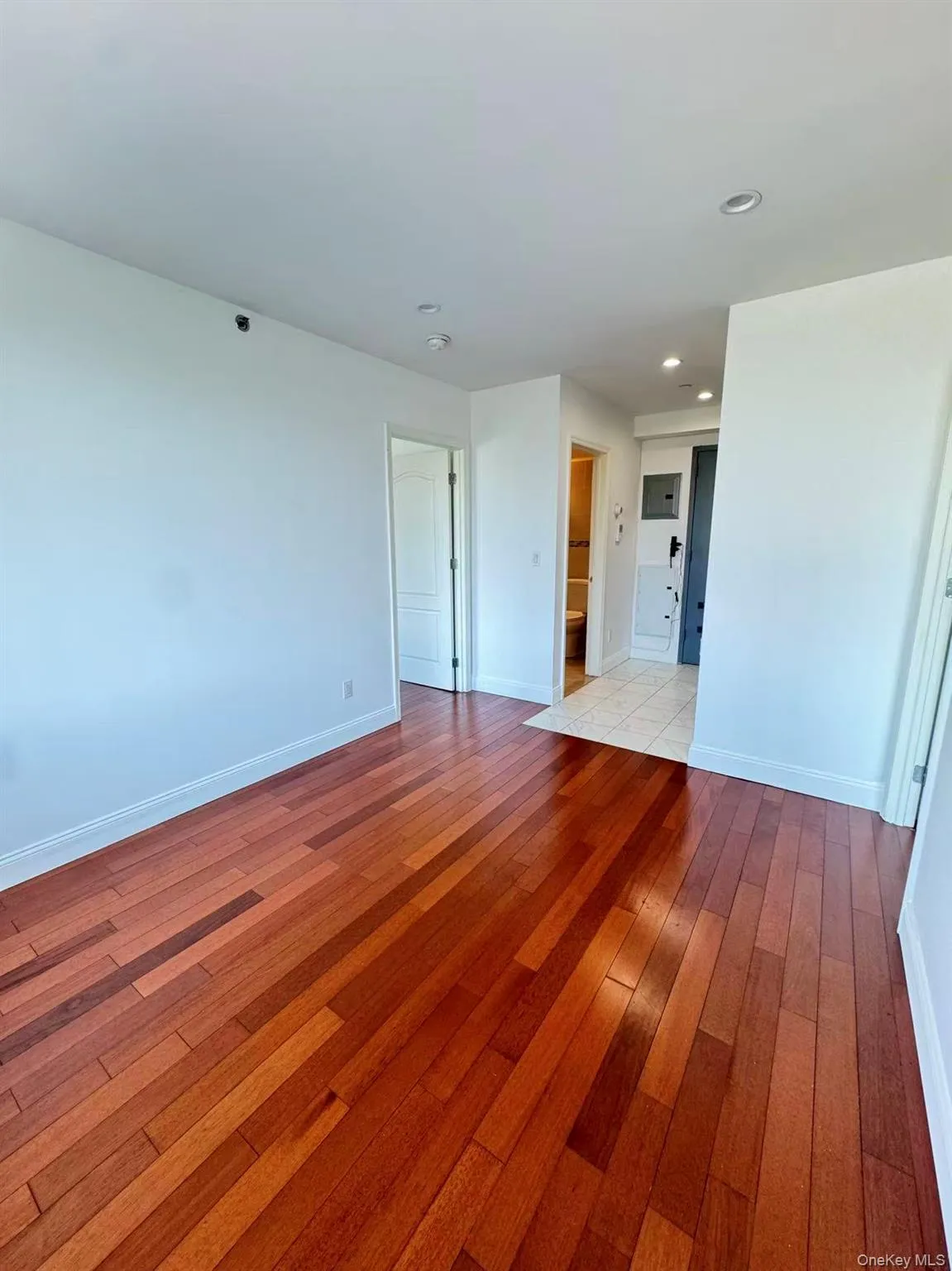 14456 Roosevelt Avenue, New York, NY, 2 Bedrooms Bedrooms, 4 Rooms Rooms,2 BathroomsBathrooms,Residential,For Rent,Roosevelt,0,1013752 14456 Roosevelt Avenue, New York, NY, 2 Bedrooms Bedrooms, 4 Rooms Rooms,2 BathroomsBathrooms,Residential,For Rent,Roosevelt,0,1013752