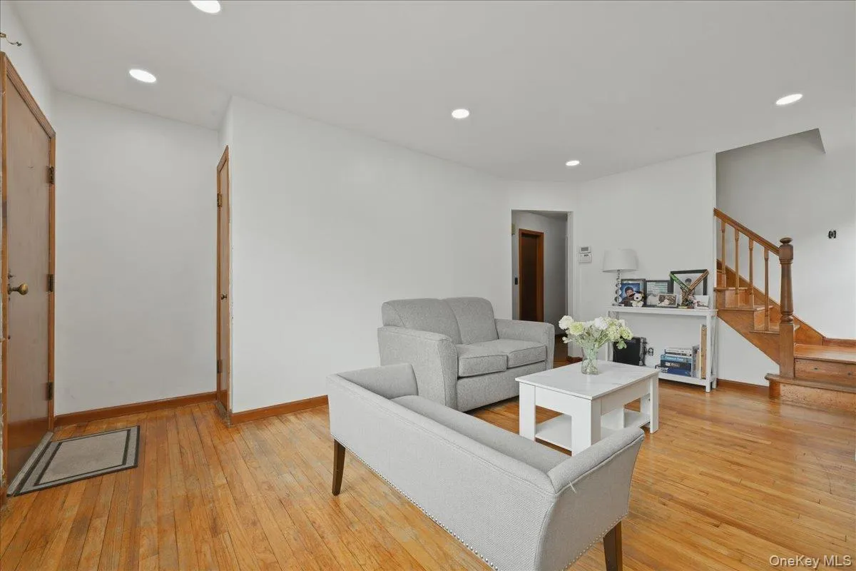 358 Langley Avenue, Hempstead, NY, 4 Bedrooms Bedrooms, 7 Rooms Rooms,2 BathroomsBathrooms,Residential,For Rent,Langley,0,1013757 358 Langley Avenue, Hempstead, NY, 4 Bedrooms Bedrooms, 7 Rooms Rooms,2 BathroomsBathrooms,Residential,For Rent,Langley,0,1013757