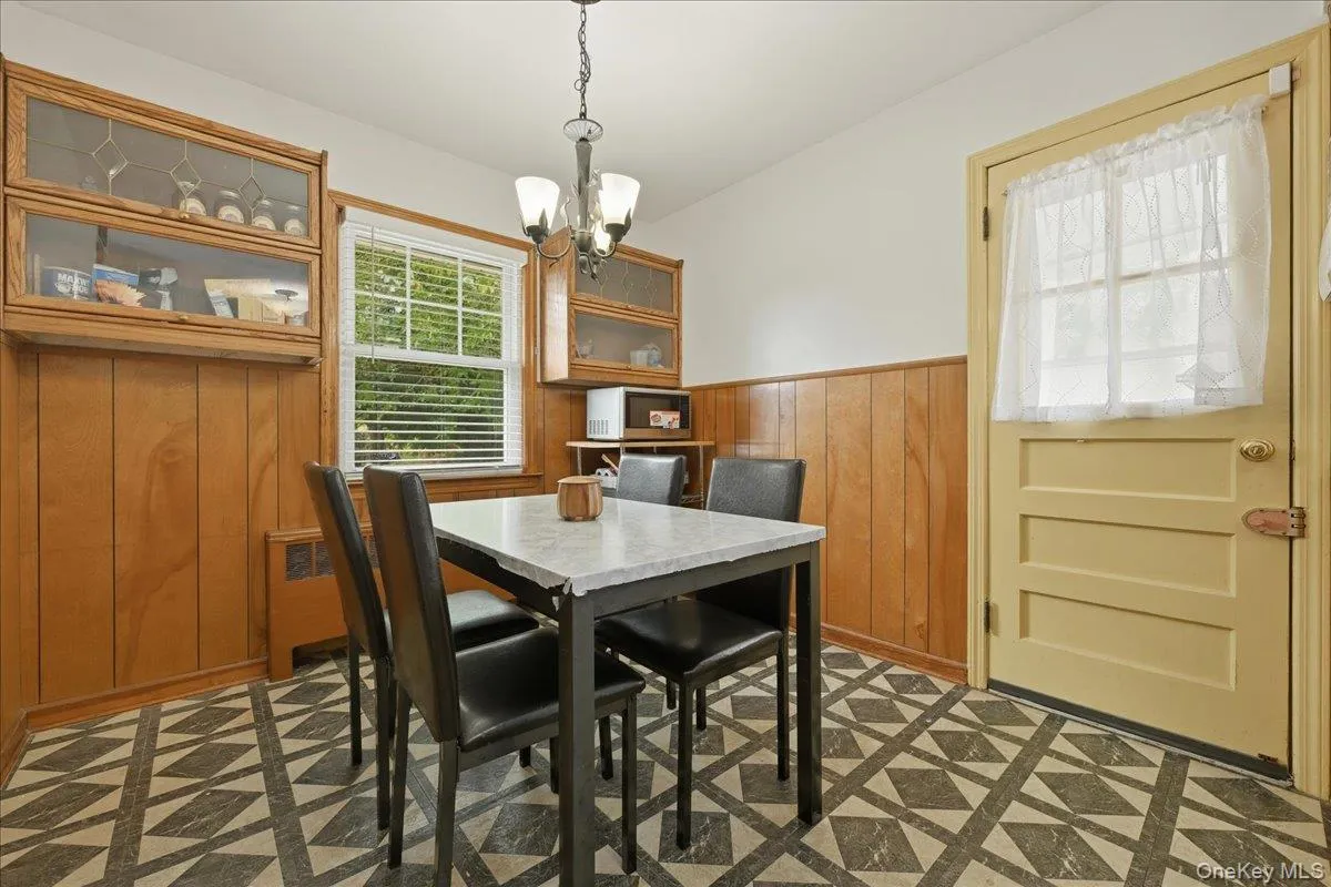 358 Langley Avenue, Hempstead, NY, 4 Bedrooms Bedrooms, 7 Rooms Rooms,2 BathroomsBathrooms,Residential,For Rent,Langley,0,1013757 358 Langley Avenue, Hempstead, NY, 4 Bedrooms Bedrooms, 7 Rooms Rooms,2 BathroomsBathrooms,Residential,For Rent,Langley,0,1013757