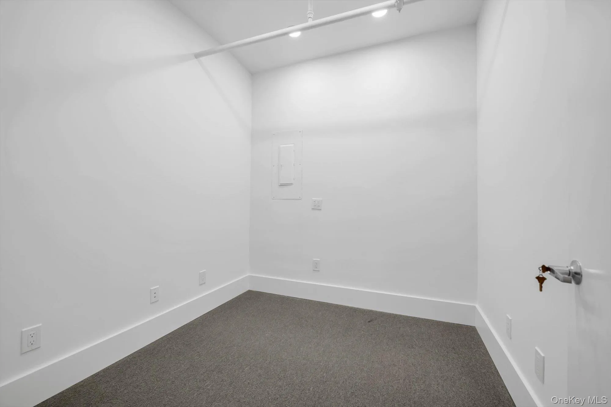 705 Middle Neck Road, North Hempstead, NY, ,Commercial Lease,For Rent,Middle Neck,0,1013759 705 Middle Neck Road, North Hempstead, NY, ,Commercial Lease,For Rent,Middle Neck,0,1013759