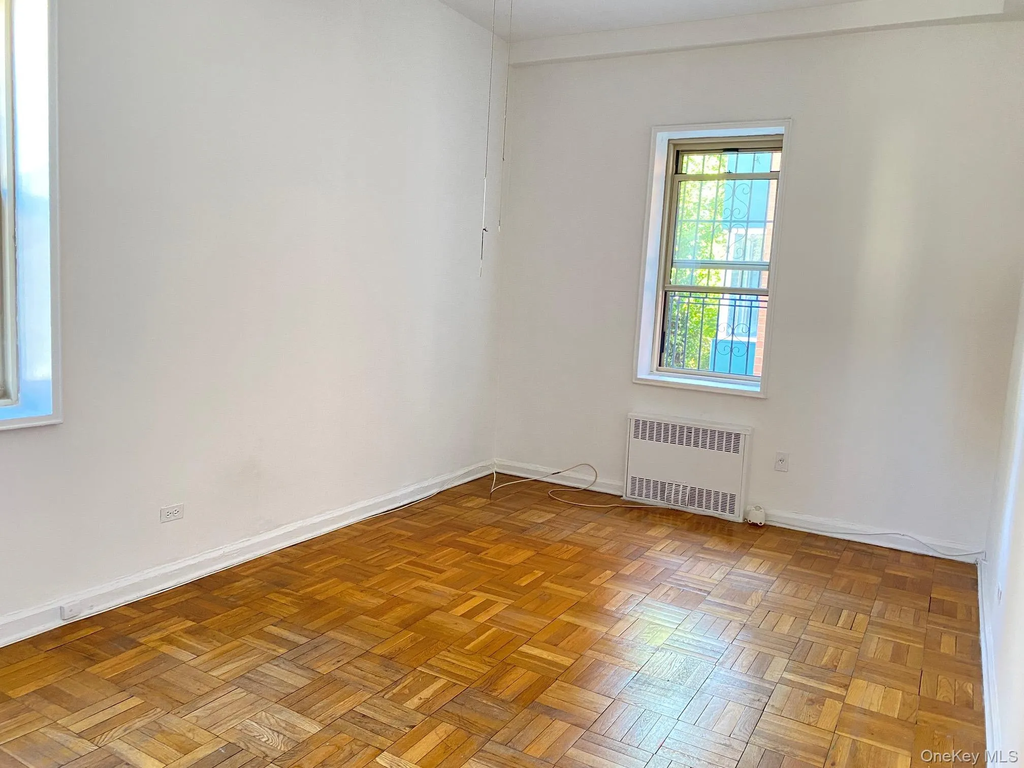 67-25 Clyde Street, New York, NY, 1 Bedroom Bedrooms, 3 Rooms Rooms,1 BathroomBathrooms,Residential,For Rent,Clyde,0,1013761 67-25 Clyde Street, New York, NY, 1 Bedroom Bedrooms, 3 Rooms Rooms,1 BathroomBathrooms,Residential,For Rent,Clyde,0,1013761