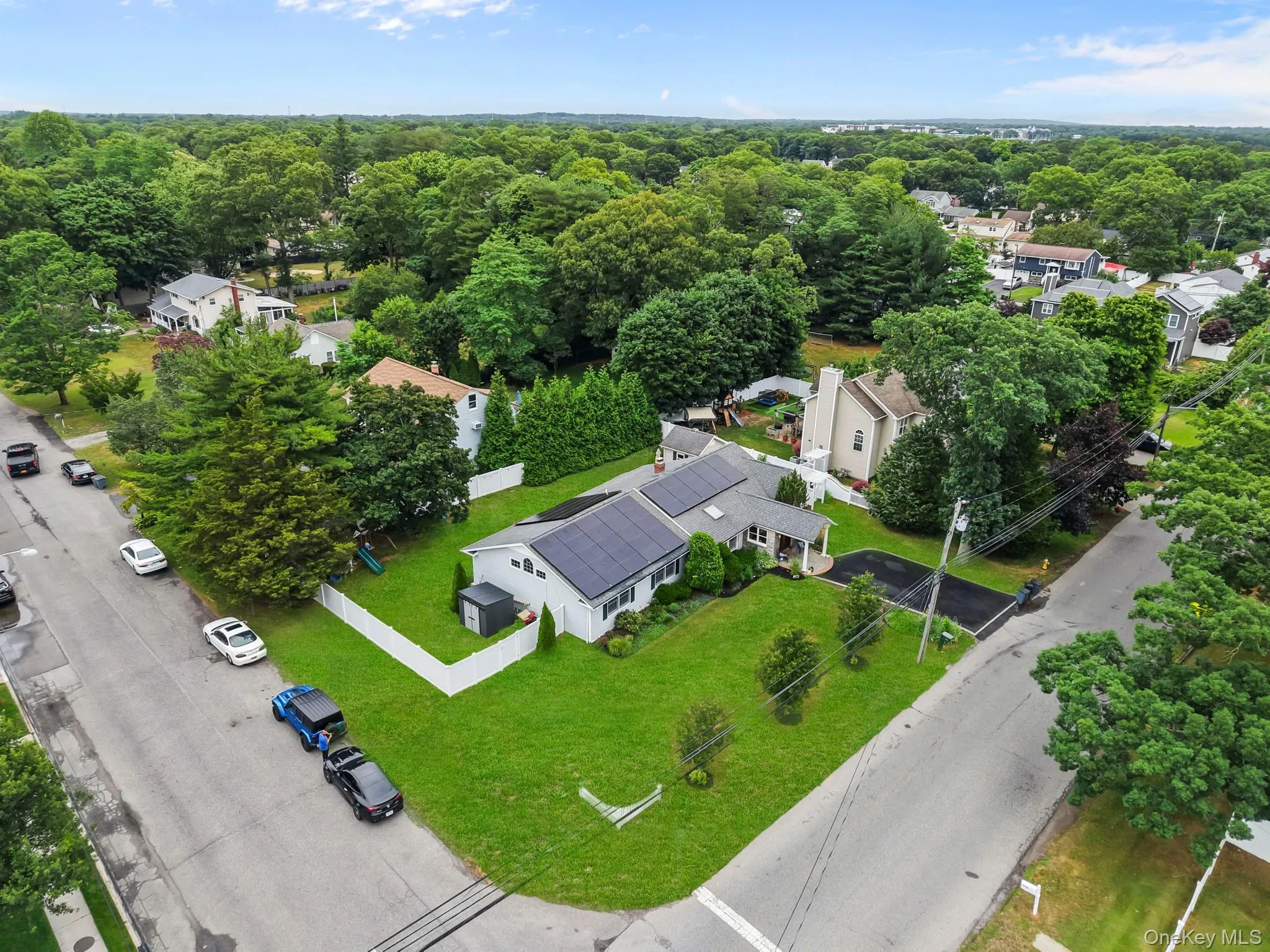 821 Peconic Street, Islip, NY, 4 Bedrooms Bedrooms, 7 Rooms Rooms,3 BathroomsBathrooms,Residential,For Rent,Peconic,0,KEY1013762 821 Peconic Street, Islip, NY, 4 Bedrooms Bedrooms, 7 Rooms Rooms,3 BathroomsBathrooms,Residential,For Rent,Peconic,0,KEY1013762