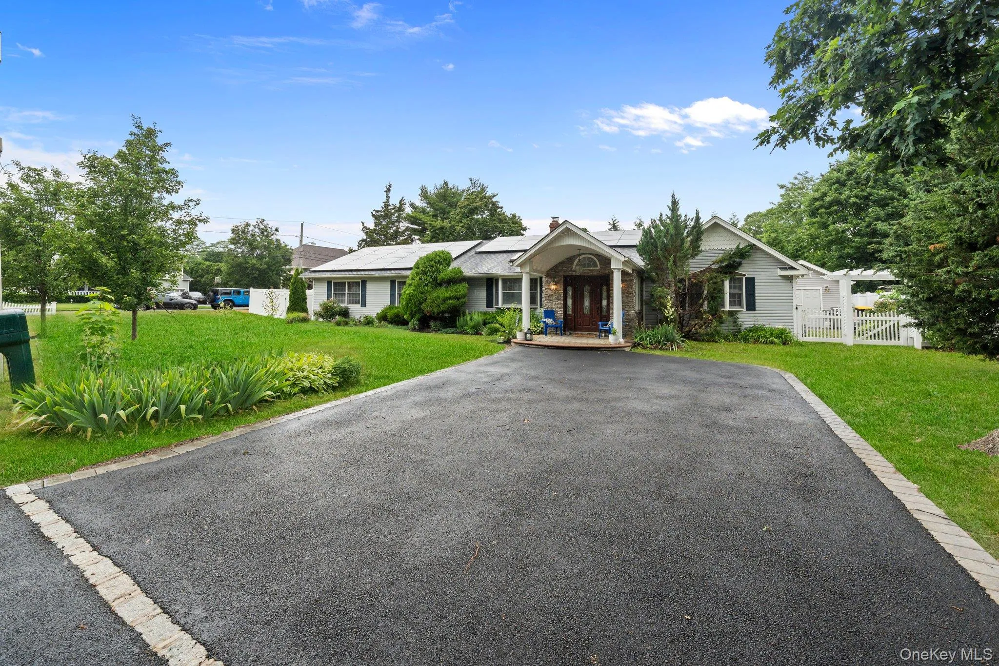 821 Peconic Street, Islip, NY, 4 Bedrooms Bedrooms, 7 Rooms Rooms,3 BathroomsBathrooms,Residential,For Rent,Peconic,0,KEY1013762 821 Peconic Street, Islip, NY, 4 Bedrooms Bedrooms, 7 Rooms Rooms,3 BathroomsBathrooms,Residential,For Rent,Peconic,0,KEY1013762