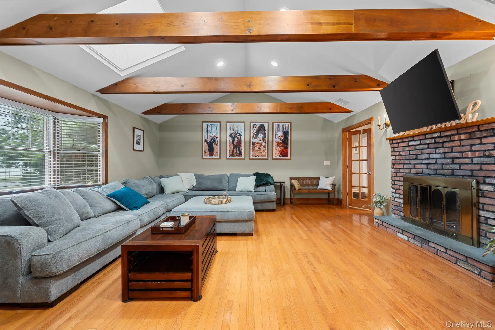 821 Peconic Street, Islip, NY, 4 Bedrooms Bedrooms, 7 Rooms Rooms,3 BathroomsBathrooms,Residential,For Rent,Peconic,0,KEY1013762 821 Peconic Street, Islip, NY, 4 Bedrooms Bedrooms, 7 Rooms Rooms,3 BathroomsBathrooms,Residential,For Rent,Peconic,0,KEY1013762