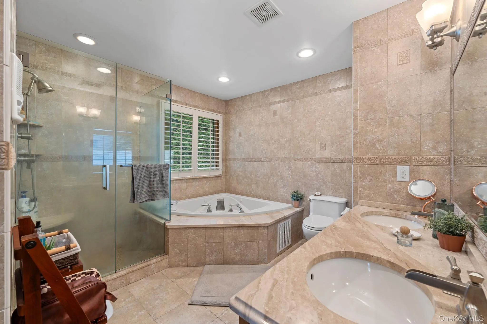 821 Peconic Street, Islip, NY, 4 Bedrooms Bedrooms, 7 Rooms Rooms,3 BathroomsBathrooms,Residential,For Rent,Peconic,0,KEY1013762 821 Peconic Street, Islip, NY, 4 Bedrooms Bedrooms, 7 Rooms Rooms,3 BathroomsBathrooms,Residential,For Rent,Peconic,0,KEY1013762