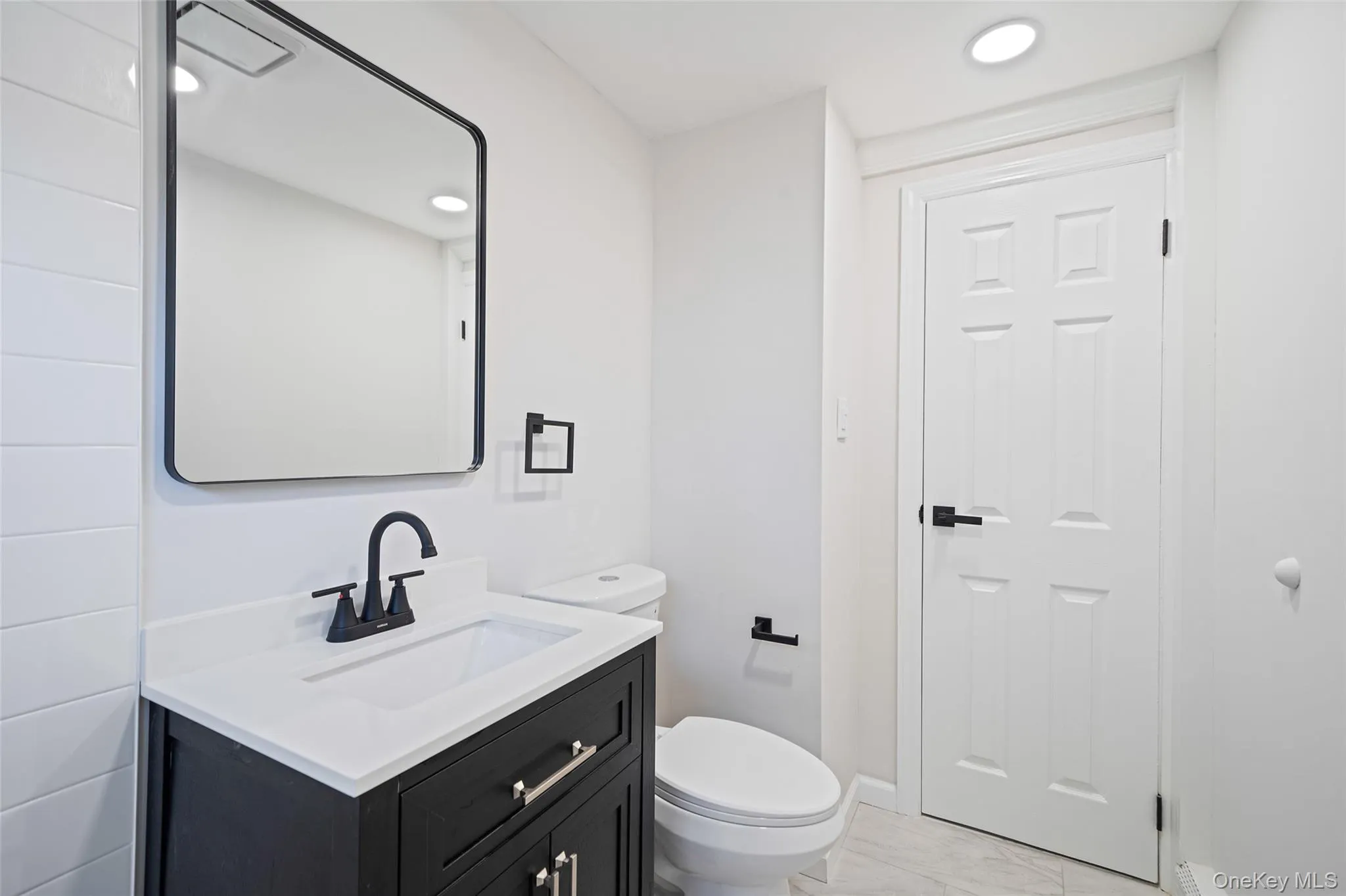 29 Pitchpine Place, Brookhaven, NY, 4 Bedrooms Bedrooms, 7 Rooms Rooms,2 BathroomsBathrooms,Residential,For Rent,Pitchpine,0,1013775 29 Pitchpine Place, Brookhaven, NY, 4 Bedrooms Bedrooms, 7 Rooms Rooms,2 BathroomsBathrooms,Residential,For Rent,Pitchpine,0,1013775