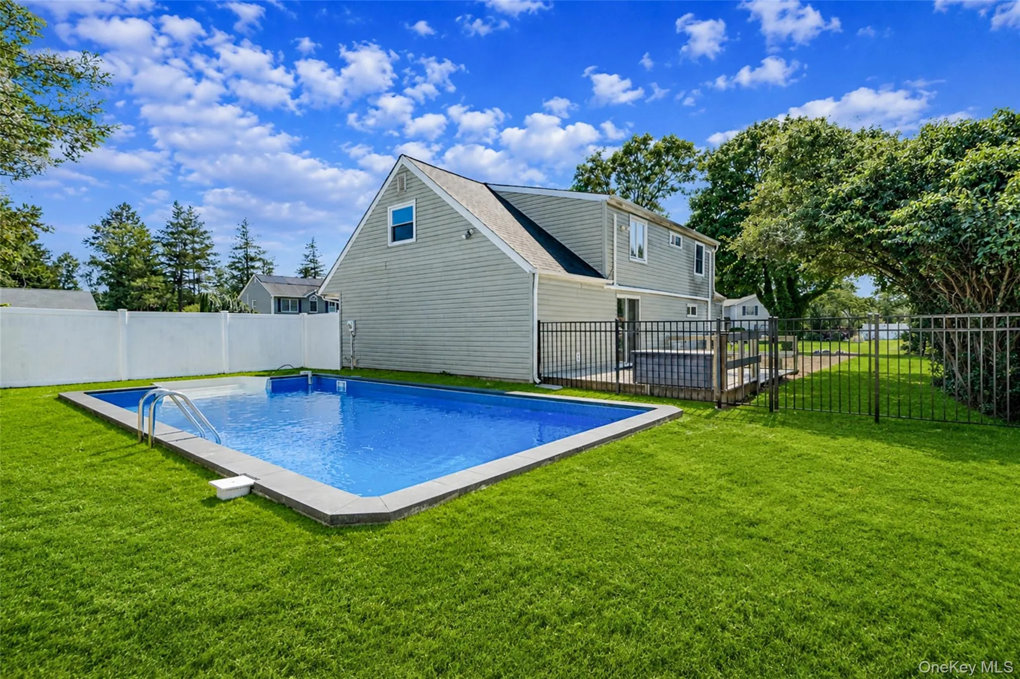 29 Pitchpine Place, Brookhaven, NY, 4 Bedrooms Bedrooms, 7 Rooms Rooms,2 BathroomsBathrooms,Residential,For Rent,Pitchpine,0,1013775 29 Pitchpine Place, Brookhaven, NY, 4 Bedrooms Bedrooms, 7 Rooms Rooms,2 BathroomsBathrooms,Residential,For Rent,Pitchpine,0,1013775