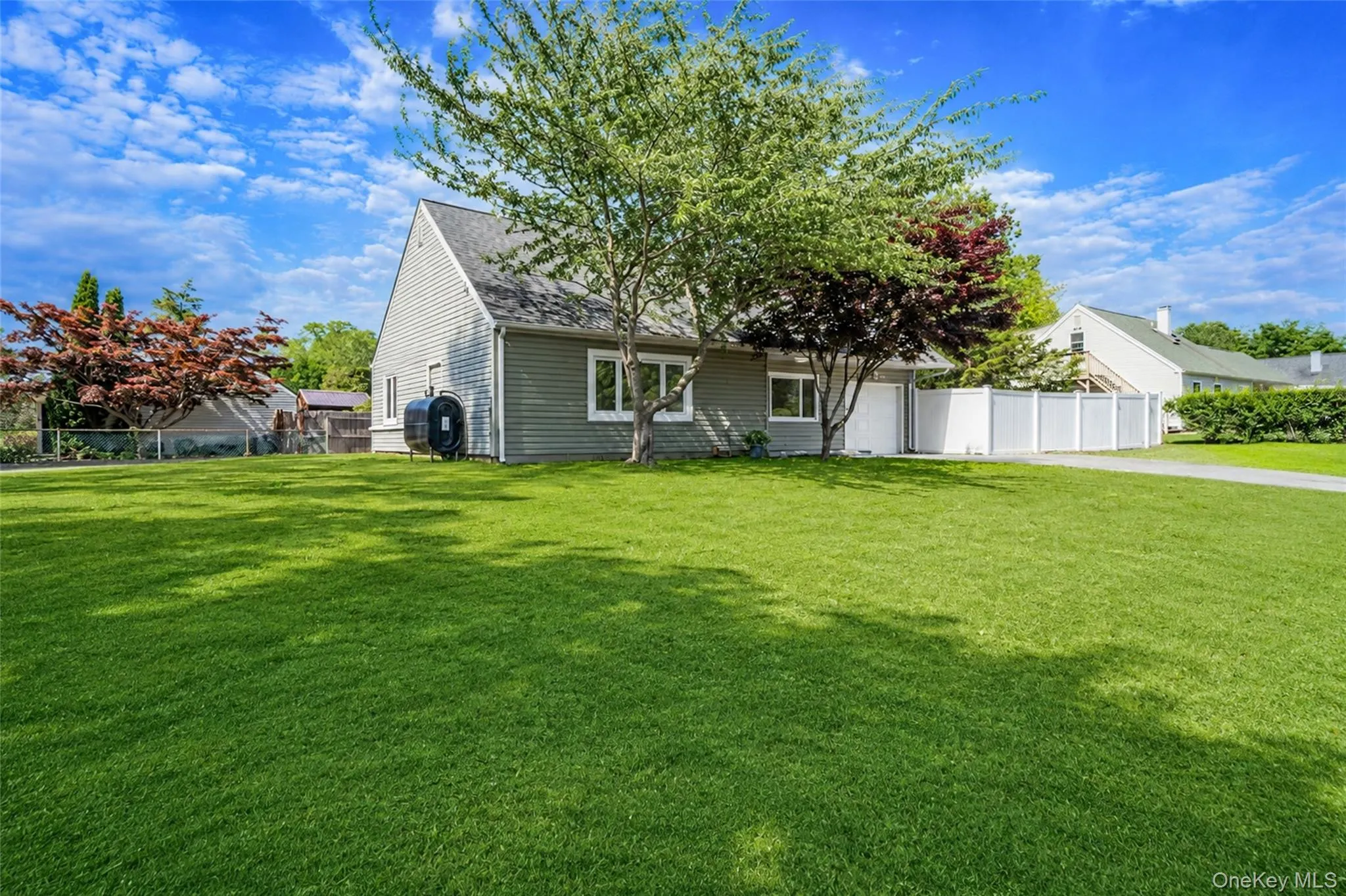 29 Pitchpine Place, Brookhaven, NY, 4 Bedrooms Bedrooms, 7 Rooms Rooms,2 BathroomsBathrooms,Residential,For Rent,Pitchpine,0,1013775 29 Pitchpine Place, Brookhaven, NY, 4 Bedrooms Bedrooms, 7 Rooms Rooms,2 BathroomsBathrooms,Residential,For Rent,Pitchpine,0,1013775