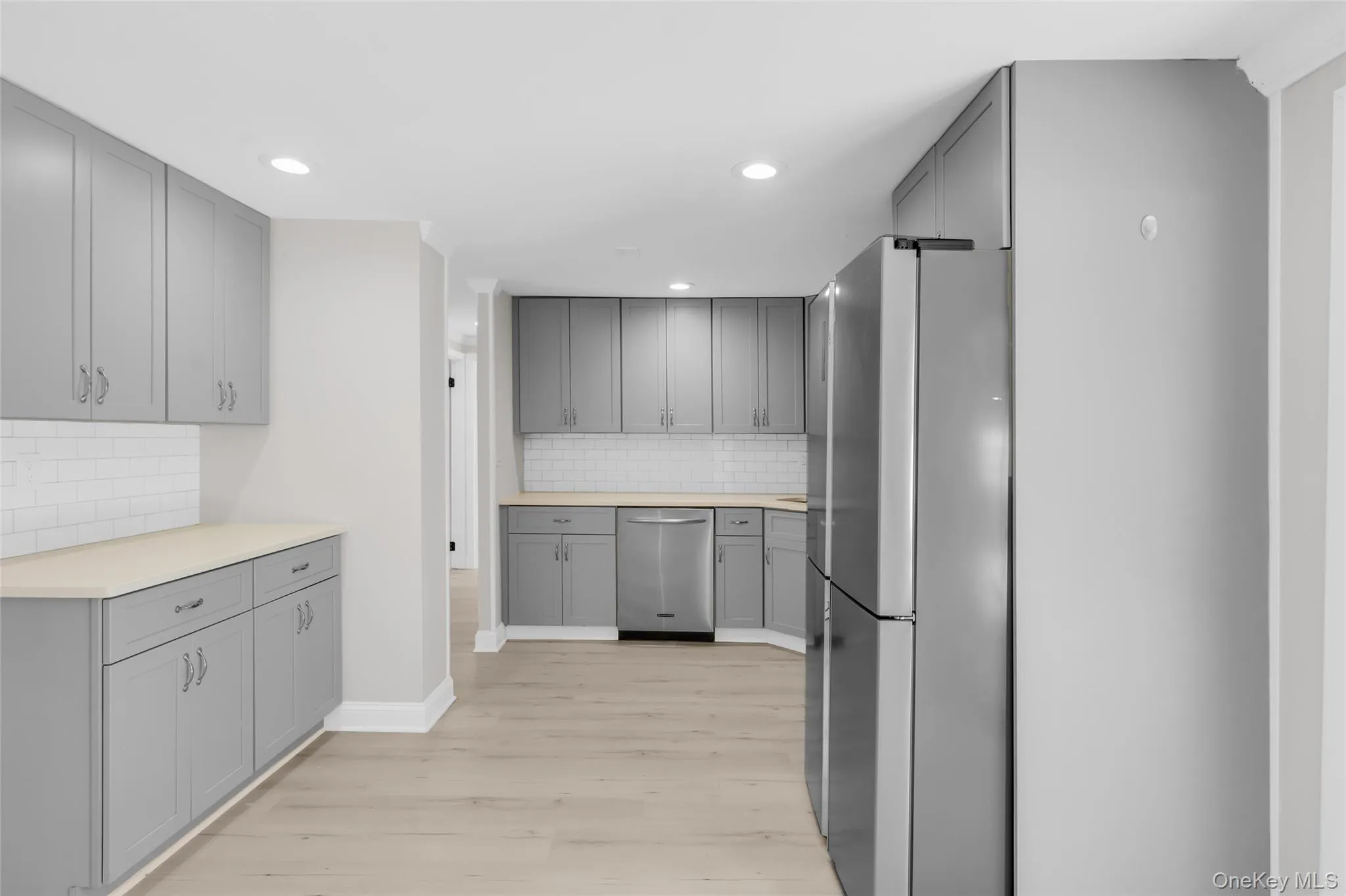 29 Pitchpine Place, Brookhaven, NY, 4 Bedrooms Bedrooms, 7 Rooms Rooms,2 BathroomsBathrooms,Residential,For Rent,Pitchpine,0,1013775 29 Pitchpine Place, Brookhaven, NY, 4 Bedrooms Bedrooms, 7 Rooms Rooms,2 BathroomsBathrooms,Residential,For Rent,Pitchpine,0,1013775