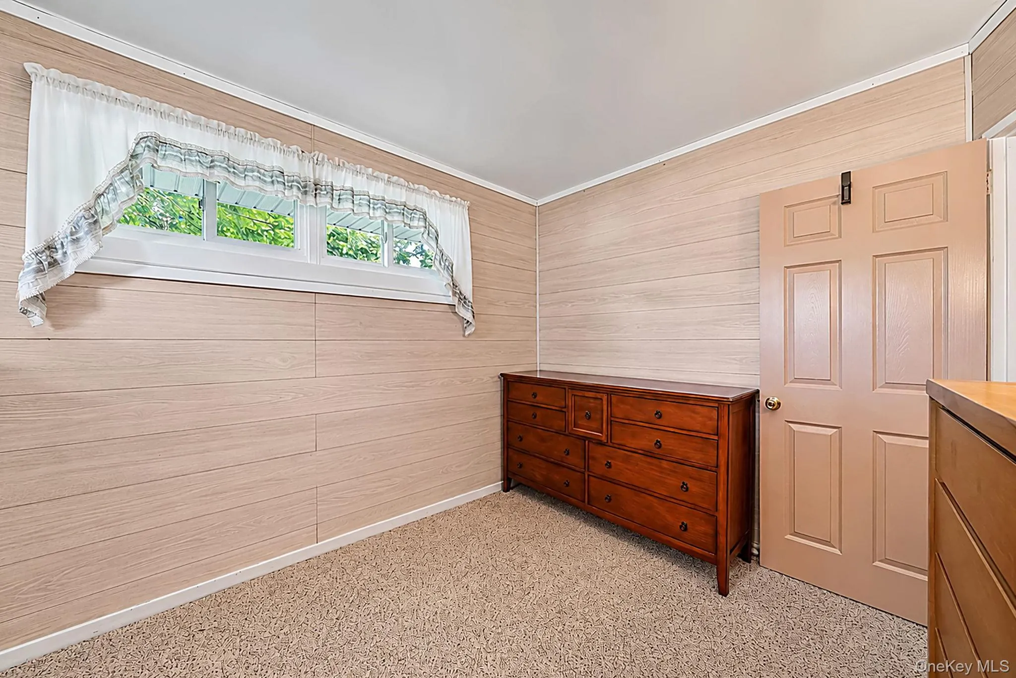 9 Standish Road, Islip, NY, 3 Bedrooms Bedrooms, 6 Rooms Rooms,1 BathroomBathrooms,Residential,For Rent,Standish,0,KEY1013777 9 Standish Road, Islip, NY, 3 Bedrooms Bedrooms, 6 Rooms Rooms,1 BathroomBathrooms,Residential,For Rent,Standish,0,KEY1013777