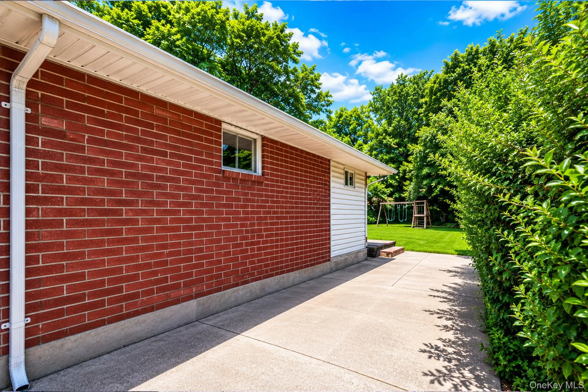9 Standish Road, Islip, NY, 3 Bedrooms Bedrooms, 6 Rooms Rooms,1 BathroomBathrooms,Residential,For Rent,Standish,0,KEY1013777 9 Standish Road, Islip, NY, 3 Bedrooms Bedrooms, 6 Rooms Rooms,1 BathroomBathrooms,Residential,For Rent,Standish,0,KEY1013777