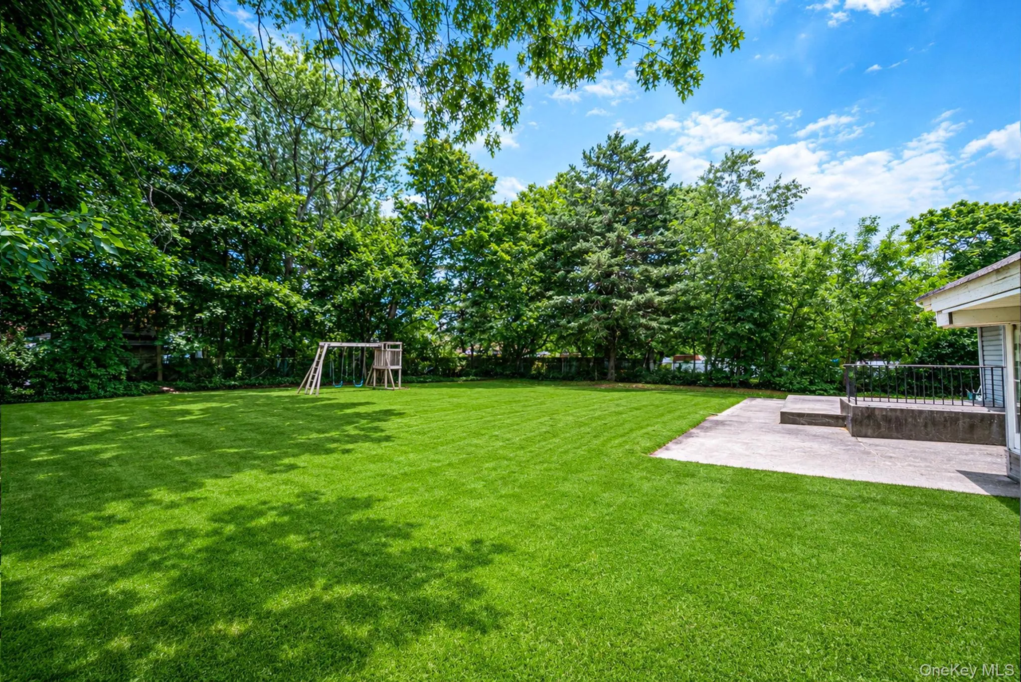9 Standish Road, Islip, NY, 3 Bedrooms Bedrooms, 6 Rooms Rooms,1 BathroomBathrooms,Residential,For Rent,Standish,0,KEY1013777 9 Standish Road, Islip, NY, 3 Bedrooms Bedrooms, 6 Rooms Rooms,1 BathroomBathrooms,Residential,For Rent,Standish,0,KEY1013777