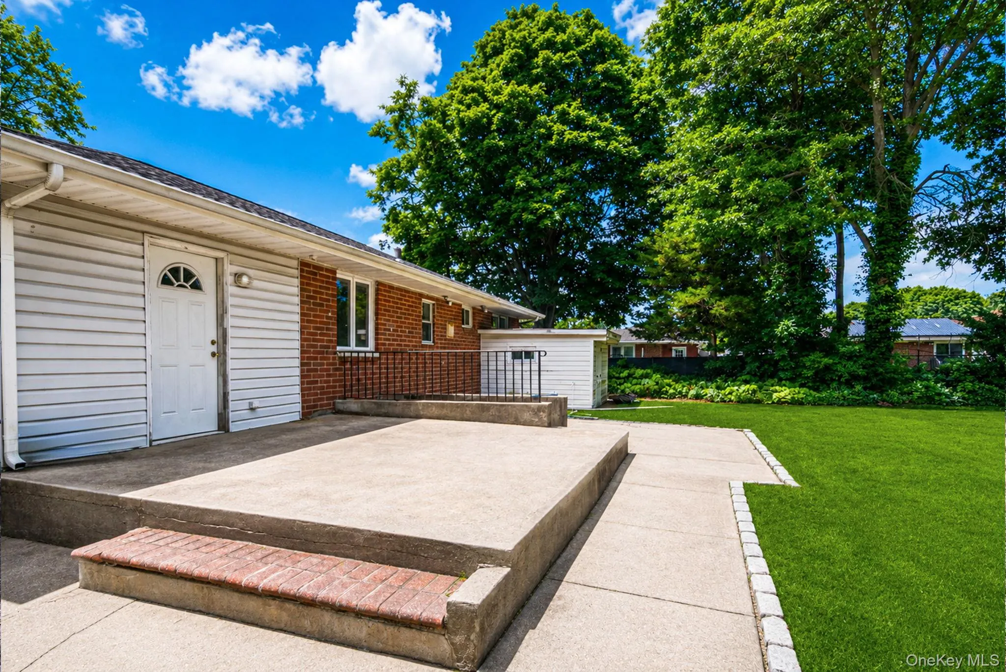 9 Standish Road, Islip, NY, 3 Bedrooms Bedrooms, 6 Rooms Rooms,1 BathroomBathrooms,Residential,For Rent,Standish,0,KEY1013777 9 Standish Road, Islip, NY, 3 Bedrooms Bedrooms, 6 Rooms Rooms,1 BathroomBathrooms,Residential,For Rent,Standish,0,KEY1013777