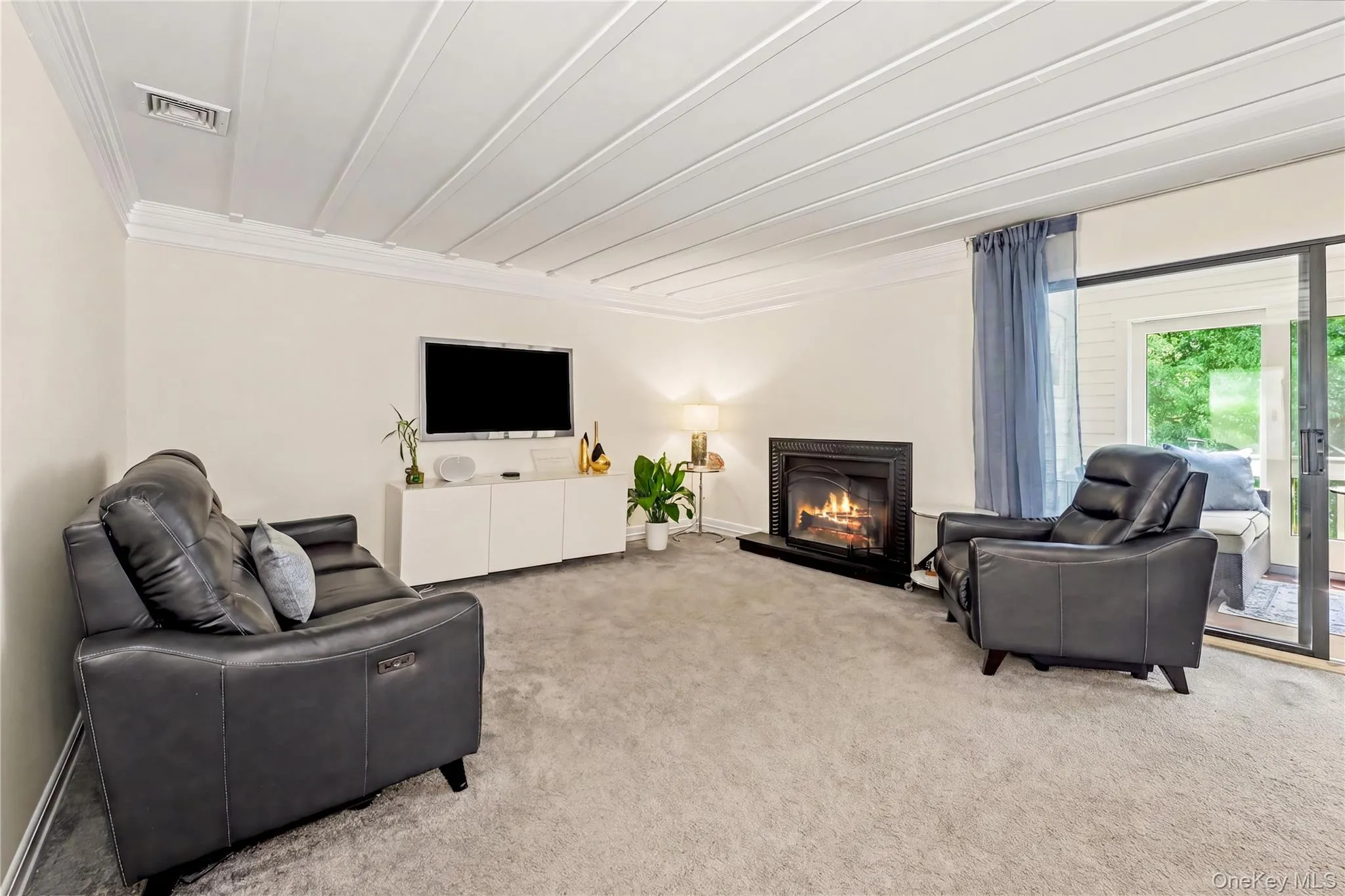 34 Heritage Hills Unit #C, Somers, NY, 2 Bedrooms Bedrooms, 5 Rooms Rooms,2 BathroomsBathrooms,Residential,For Rent,Heritage Hills Unit #C,0,1013779 34 Heritage Hills Unit #C, Somers, NY, 2 Bedrooms Bedrooms, 5 Rooms Rooms,2 BathroomsBathrooms,Residential,For Rent,Heritage Hills Unit #C,0,1013779