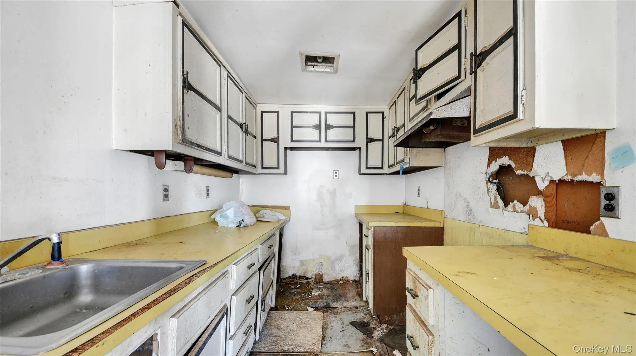 126 Croton Avenue, Ossining, NY, 2 Bedrooms Bedrooms, 4 Rooms Rooms,1 BathroomBathrooms,Residential,For Rent,Croton,0,1013780 126 Croton Avenue, Ossining, NY, 2 Bedrooms Bedrooms, 4 Rooms Rooms,1 BathroomBathrooms,Residential,For Rent,Croton,0,1013780