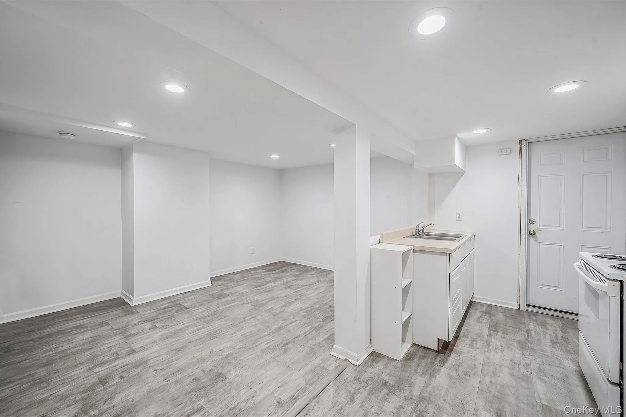 71 Pinewood Drive, Brookhaven, NY, 4 Bedrooms Bedrooms, 8 Rooms Rooms,2 BathroomsBathrooms,Residential,For Rent,Pinewood,0,1013782 71 Pinewood Drive, Brookhaven, NY, 4 Bedrooms Bedrooms, 8 Rooms Rooms,2 BathroomsBathrooms,Residential,For Rent,Pinewood,0,1013782