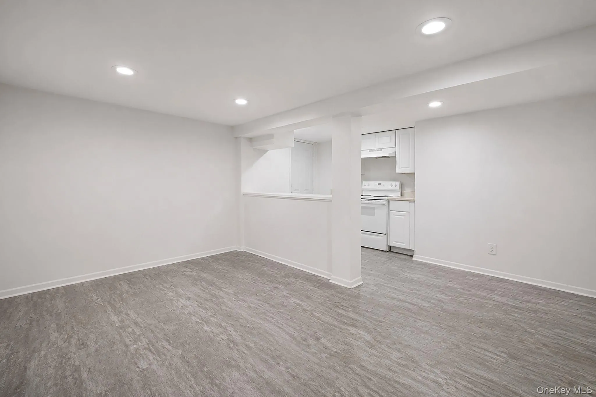 71 Pinewood Drive, Brookhaven, NY, 4 Bedrooms Bedrooms, 8 Rooms Rooms,2 BathroomsBathrooms,Residential,For Rent,Pinewood,0,1013782 71 Pinewood Drive, Brookhaven, NY, 4 Bedrooms Bedrooms, 8 Rooms Rooms,2 BathroomsBathrooms,Residential,For Rent,Pinewood,0,1013782