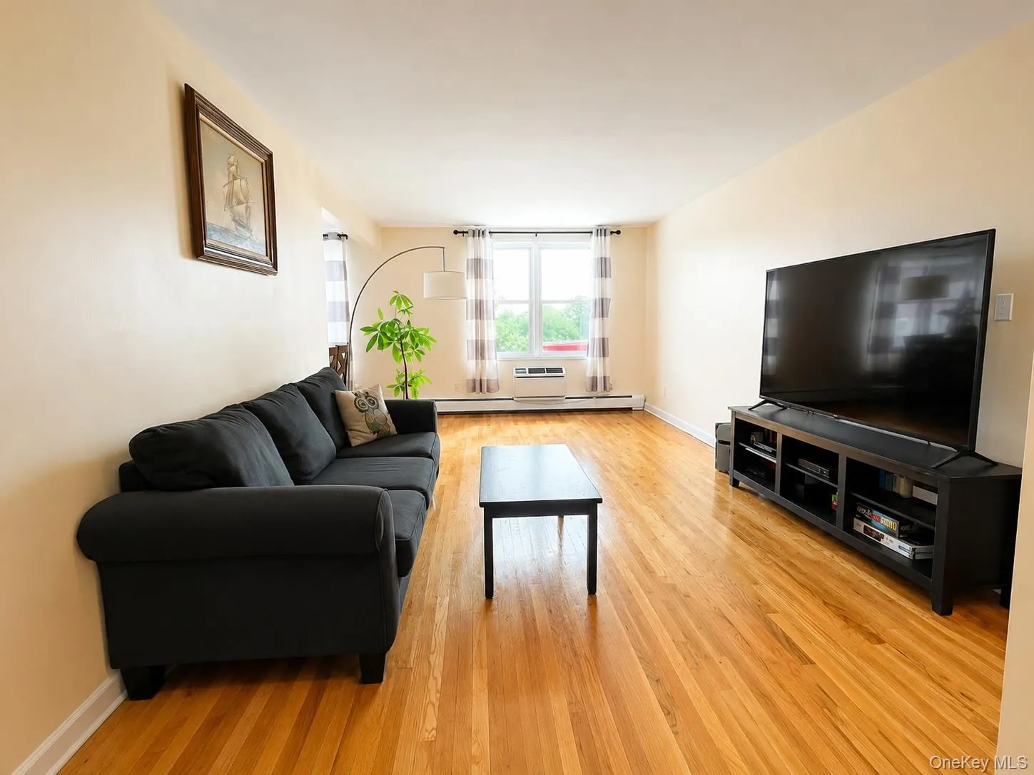 151-05 Cross Island Pathway, New York, NY, 1 Bedroom Bedrooms, 4 Rooms Rooms,1 BathroomBathrooms,Residential,For Rent,Cross Island,0,KEY1013784 151-05 Cross Island Pathway, New York, NY, 1 Bedroom Bedrooms, 4 Rooms Rooms,1 BathroomBathrooms,Residential,For Rent,Cross Island,0,KEY1013784