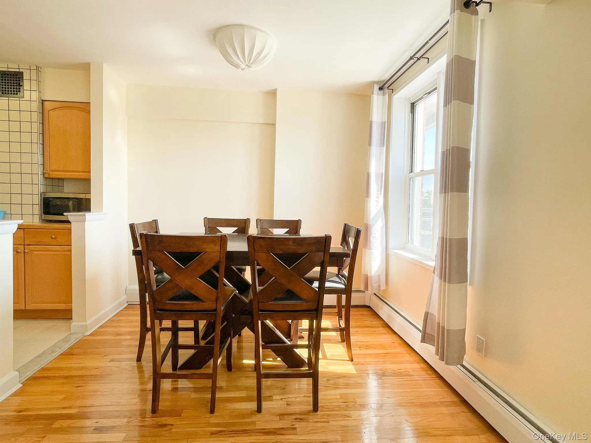 151-05 Cross Island Pathway, New York, NY, 1 Bedroom Bedrooms, 4 Rooms Rooms,1 BathroomBathrooms,Residential,For Rent,Cross Island,0,KEY1013784 151-05 Cross Island Pathway, New York, NY, 1 Bedroom Bedrooms, 4 Rooms Rooms,1 BathroomBathrooms,Residential,For Rent,Cross Island,0,KEY1013784