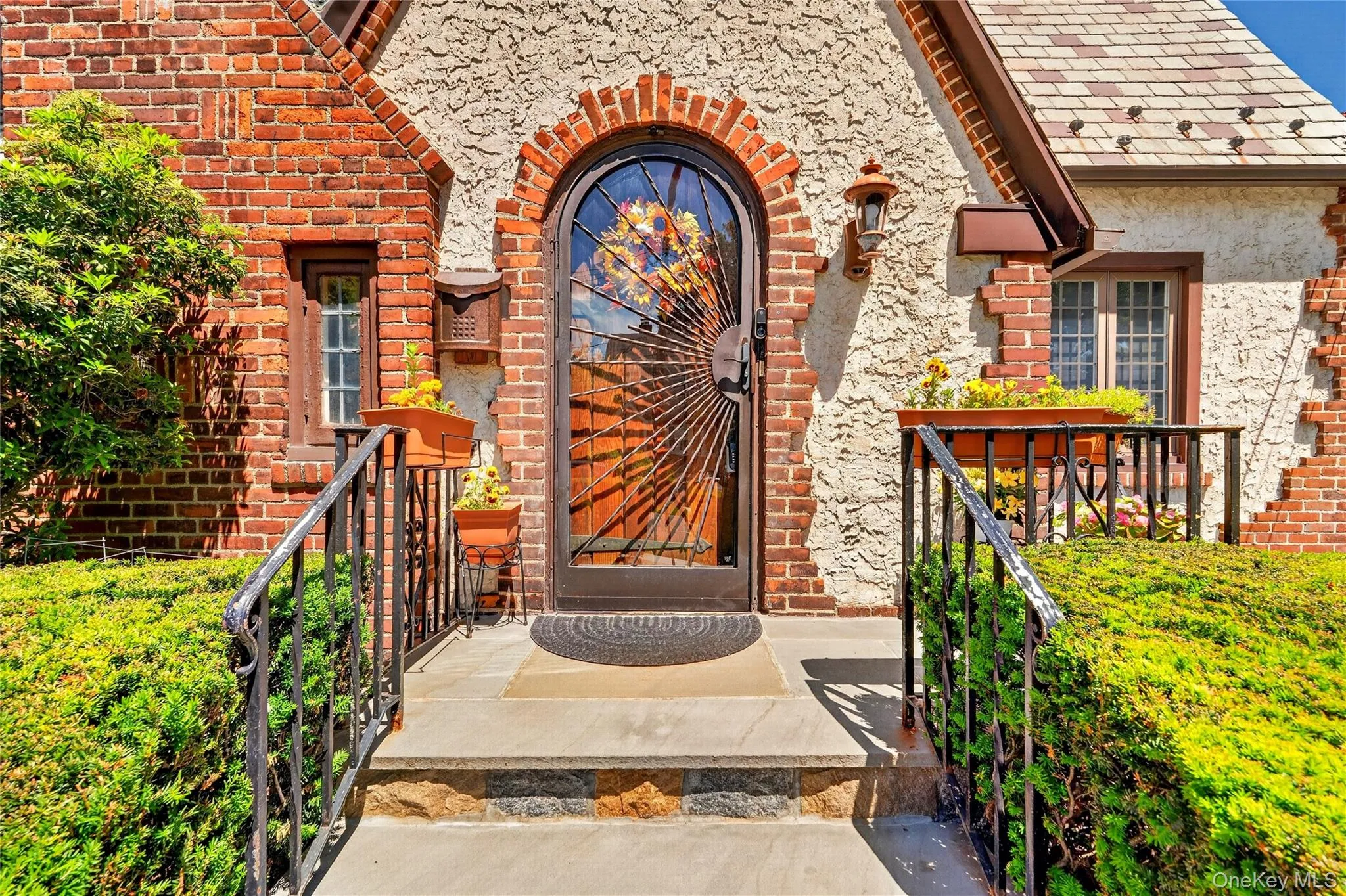 41 Green Place, New Rochelle, NY, 3 Bedrooms Bedrooms, 7 Rooms Rooms,2 BathroomsBathrooms,Residential,For Rent,Green,0,1013788 41 Green Place, New Rochelle, NY, 3 Bedrooms Bedrooms, 7 Rooms Rooms,2 BathroomsBathrooms,Residential,For Rent,Green,0,1013788